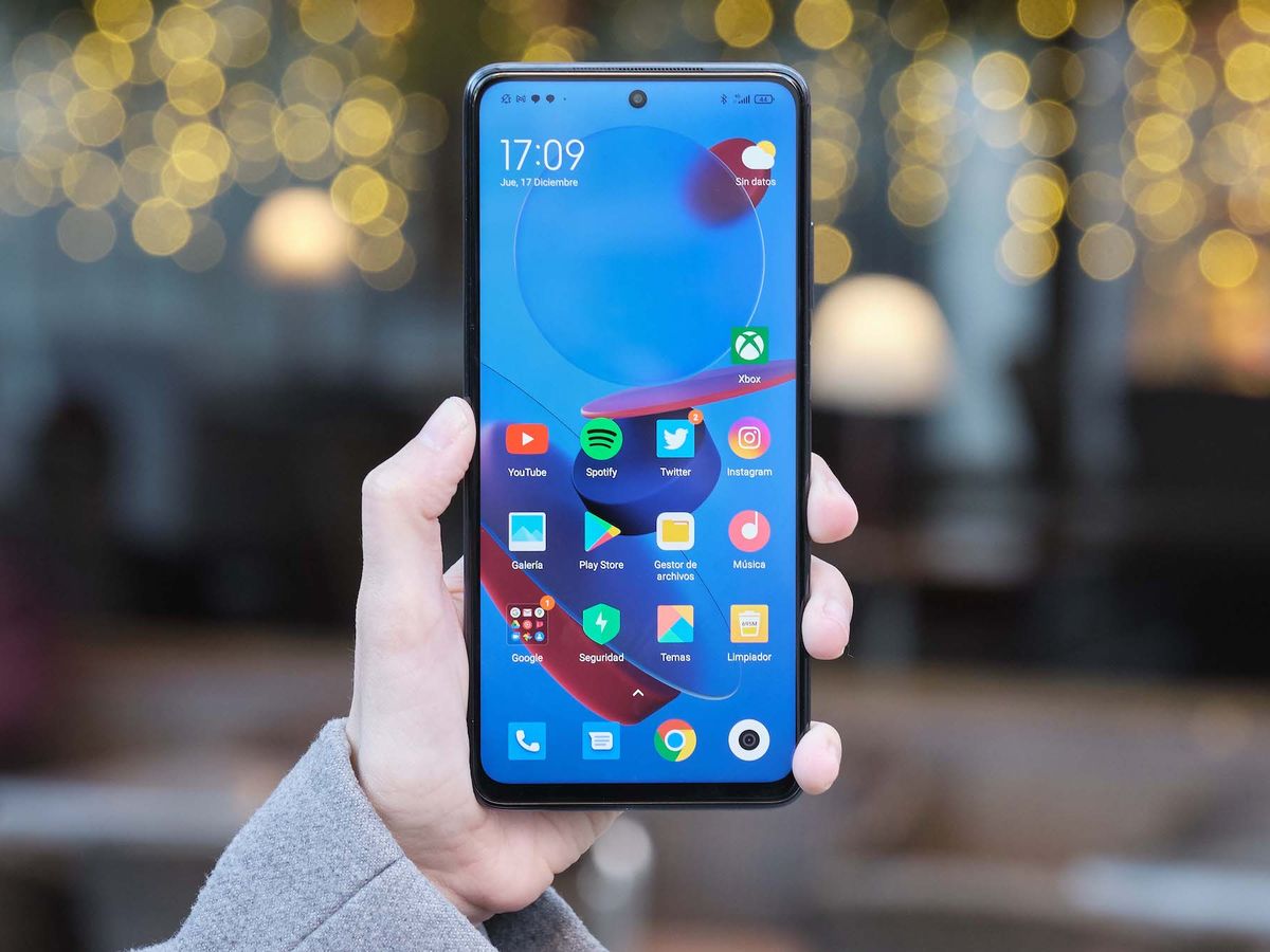 El smartphone barato de Xiaomi con 5G, cámara triple, pantalla de móvil  prémium y gran autonomía solo cuesta 159 euros