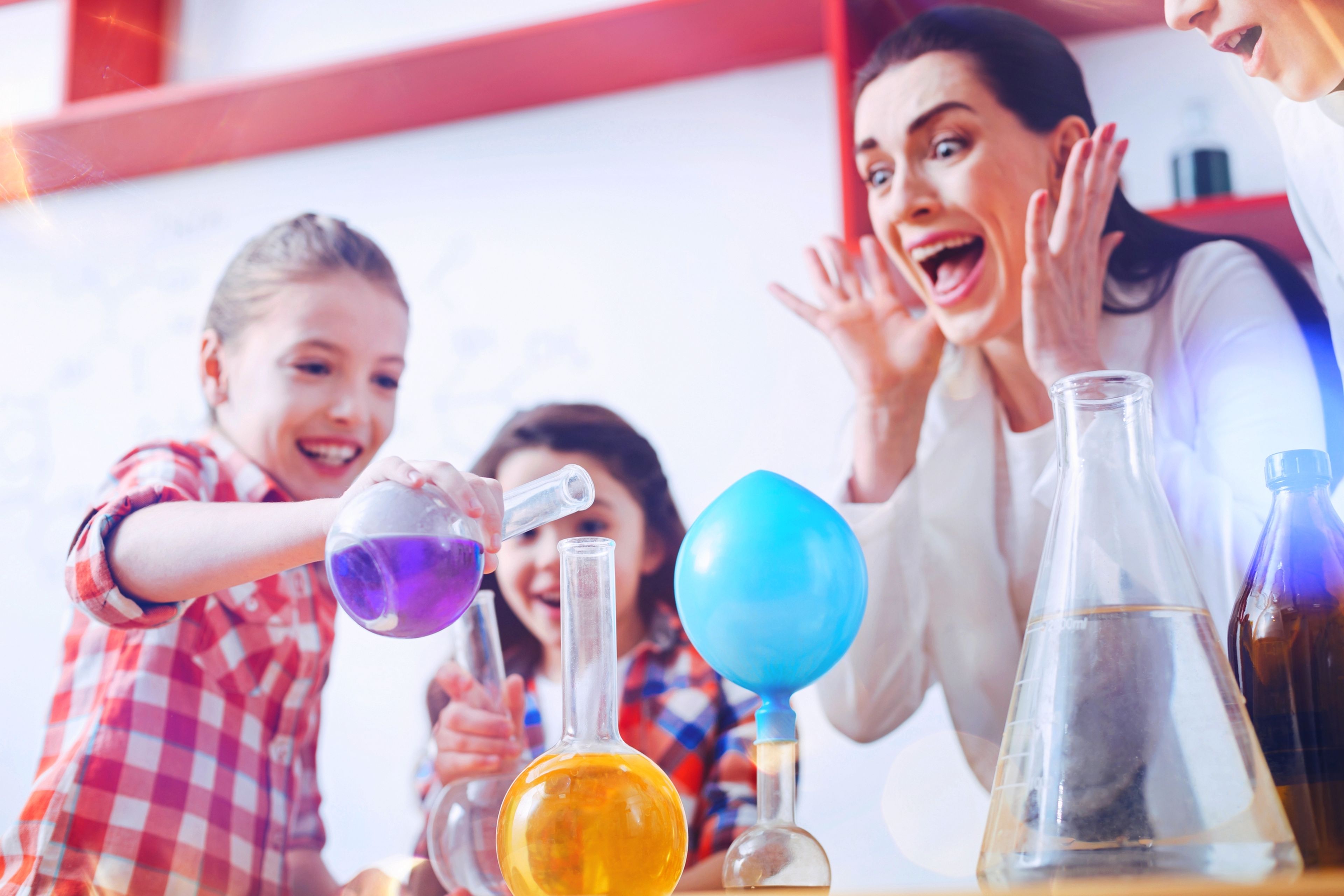 Experimentos científicos caseros para hacer con niños divertidos y didácticos