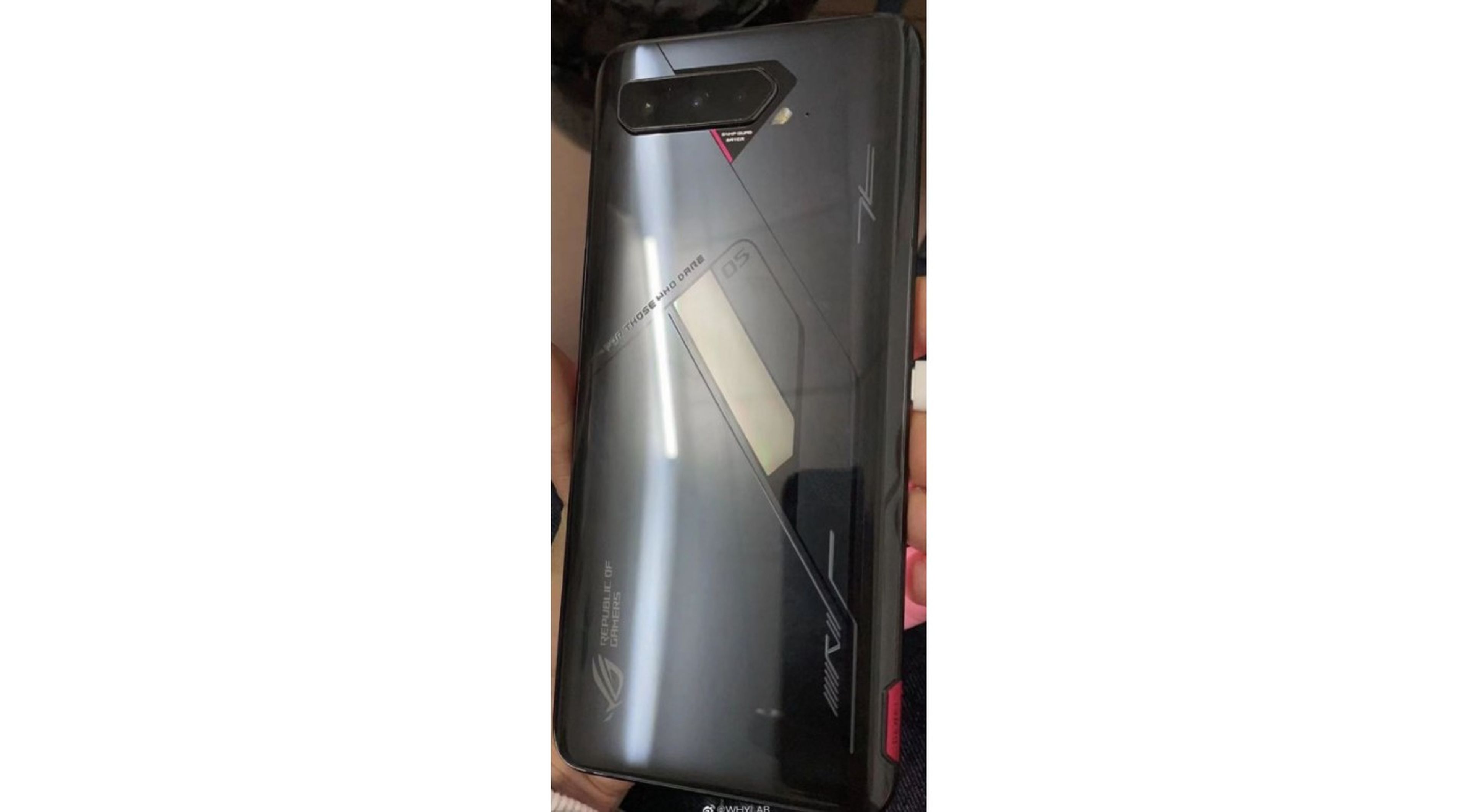 El Asus ROG Phone 4 está cada vez más cerca y conocemos su batería, procesador, cámaras y su posible fecha de lanzamiento