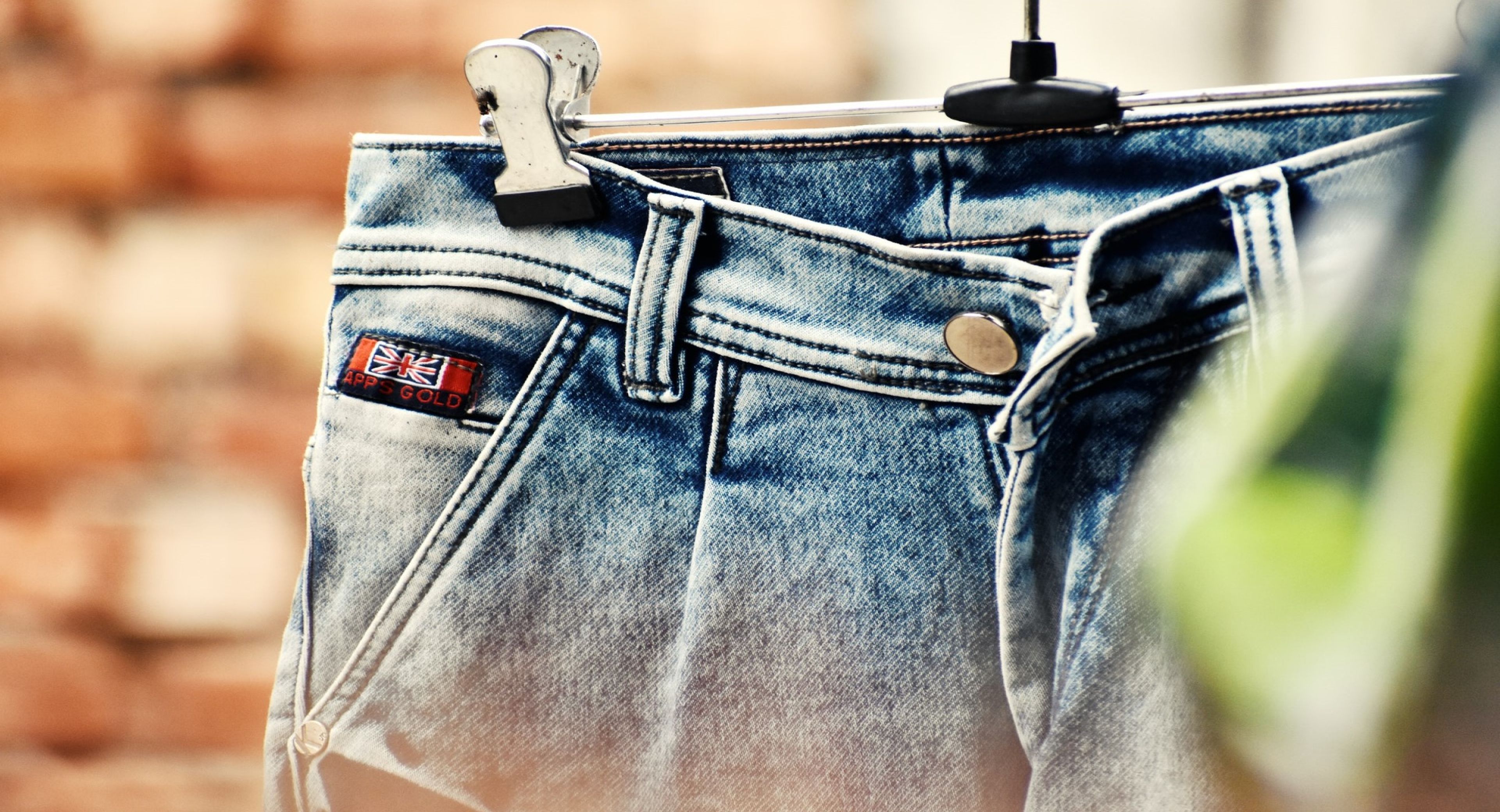 Cada cuánto tiempo deberías lavar tus pantalones vaqueros (según los expertos)