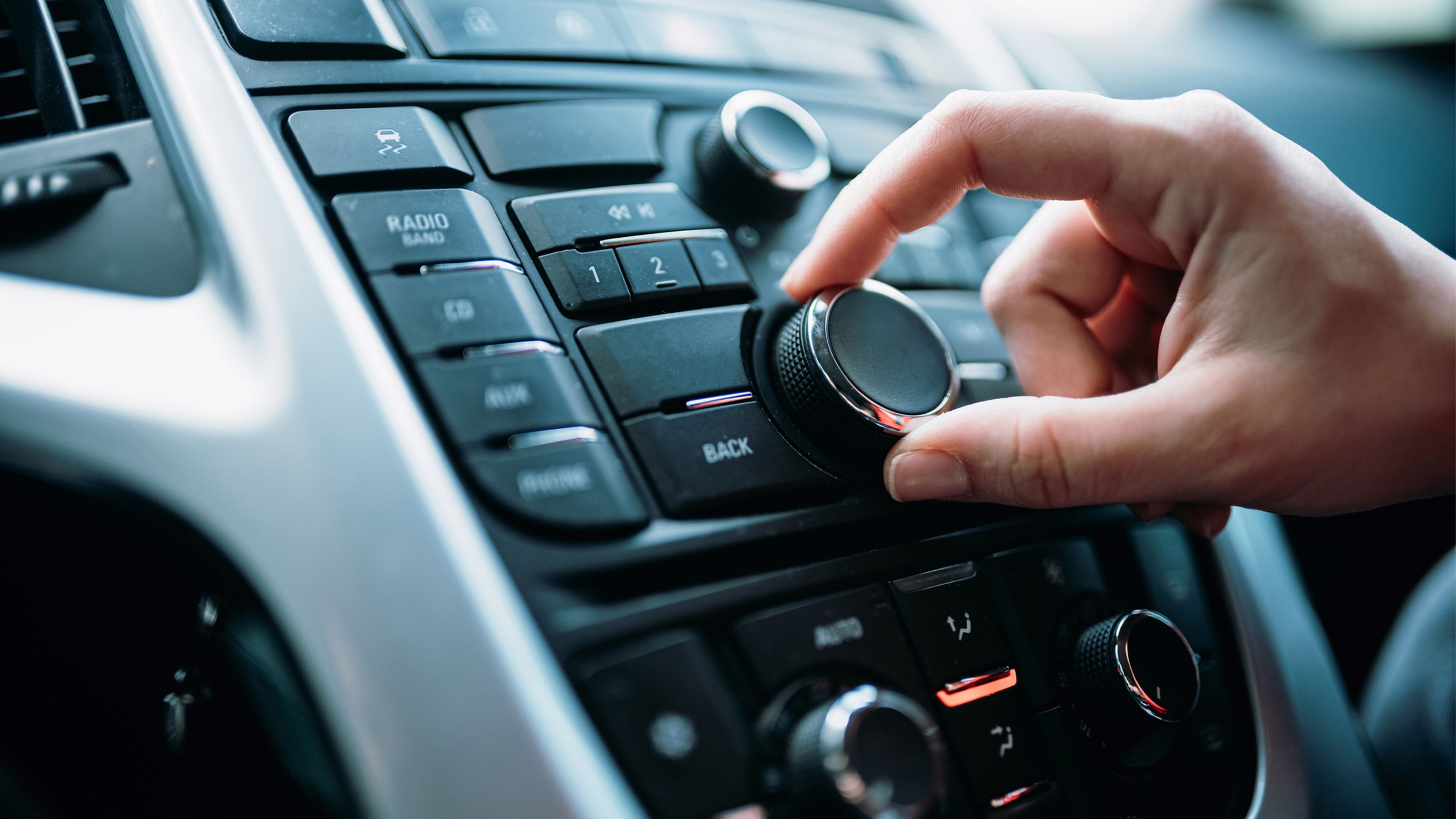 prima montículo Buzo Guía para comprar una radio con Android Auto con pantalla táctil para el  coche en 2022 | Computer Hoy