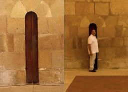 La puerta más estrecha del mundo está en un monasterio portugués, y su utilidad te sorprenderá