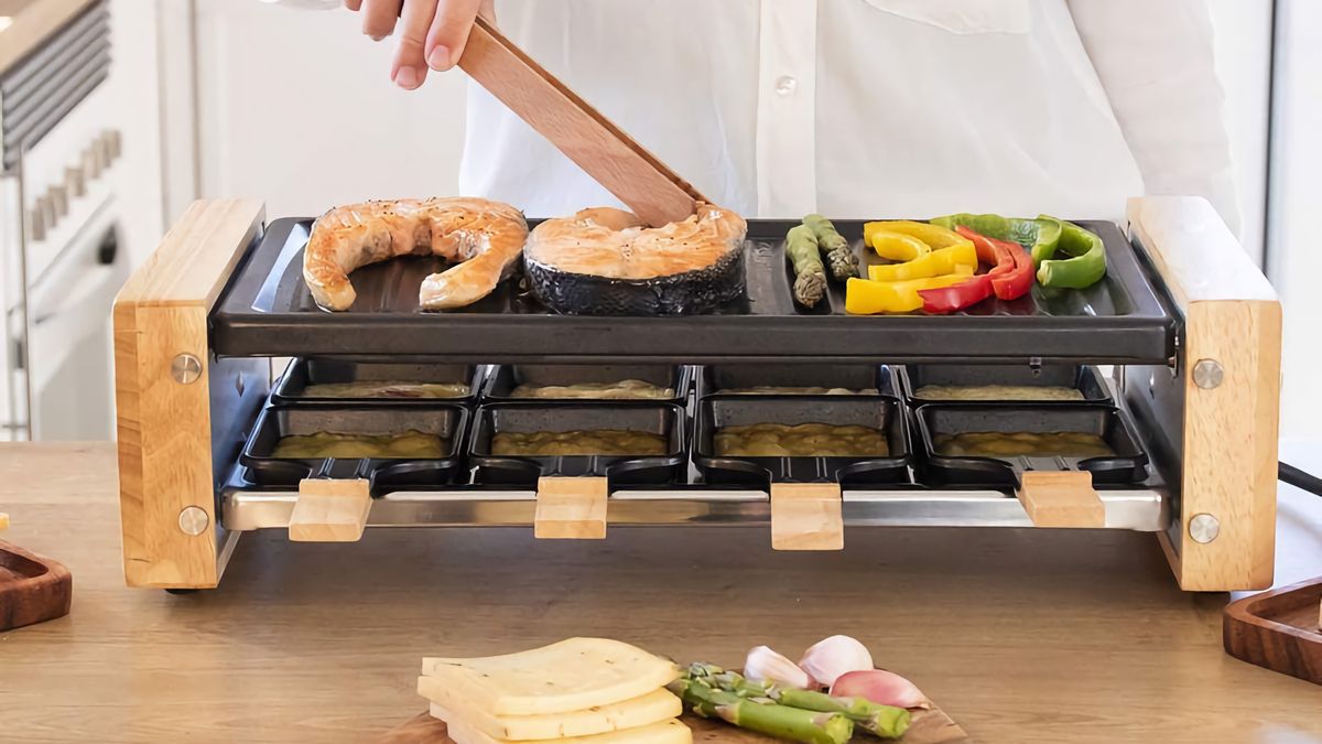 Si quieres triunfar en la cocina este 2021 necesitas este grill para  carnes, verduras y queso de Cecotec por menos de 40€