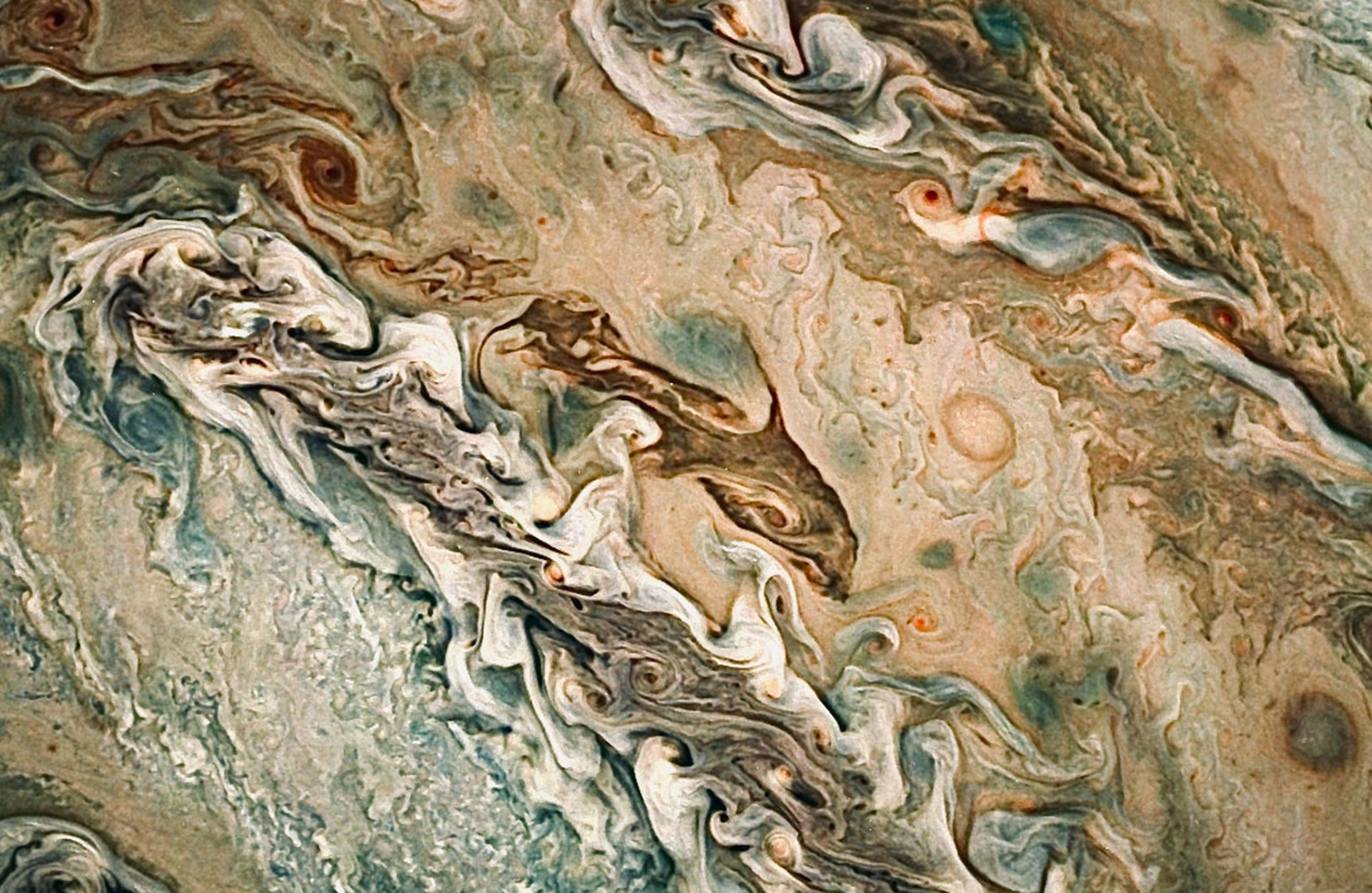 Un delfín en Júpiter del tamaño de la Tierra, ¿puedes verlo?