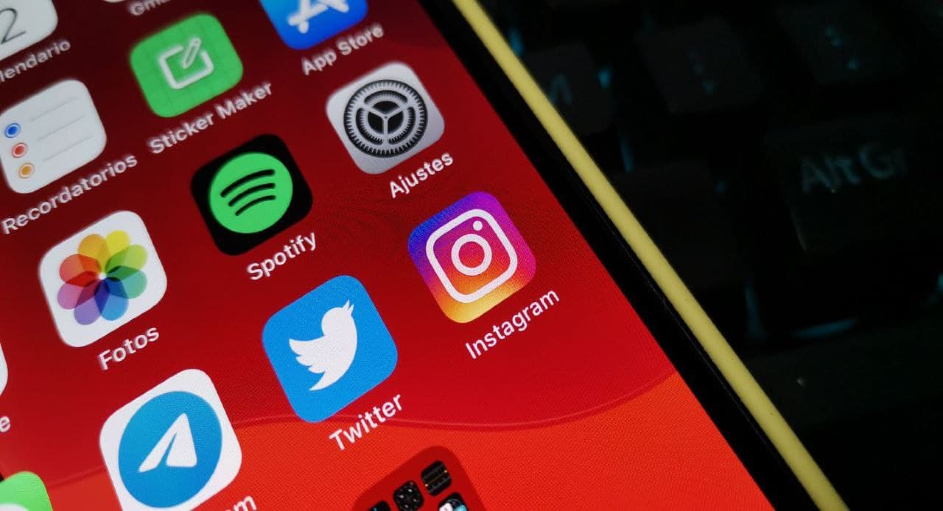 Instagram tendrá una "papelera" donde las publicaciones eliminadas permanecerán 30 días