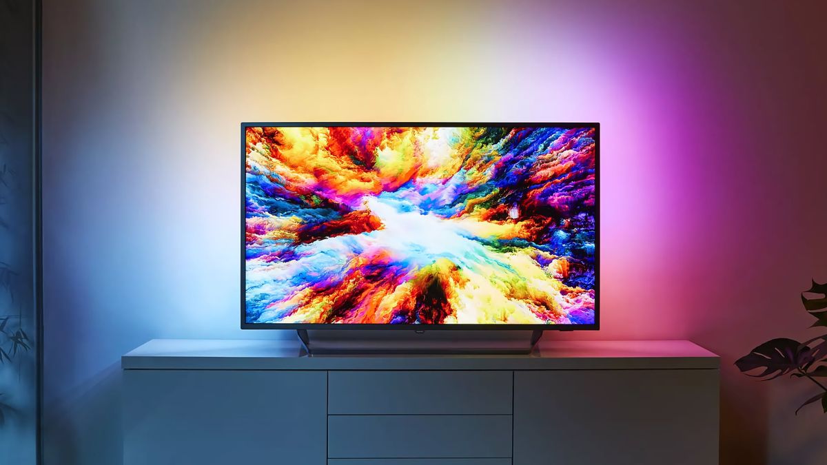 Luz y color tras tu televisor: esto es todo lo que necesitas para montar un  sistema Ambilight