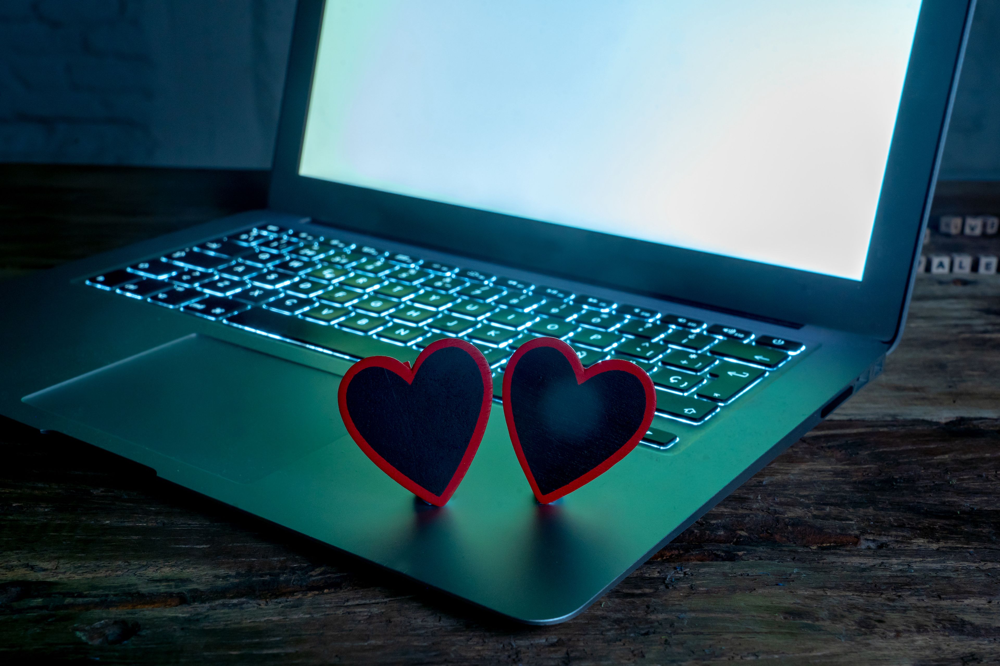 Cómo disfrutar San Valentín a distancia en pareja | Computer Hoy