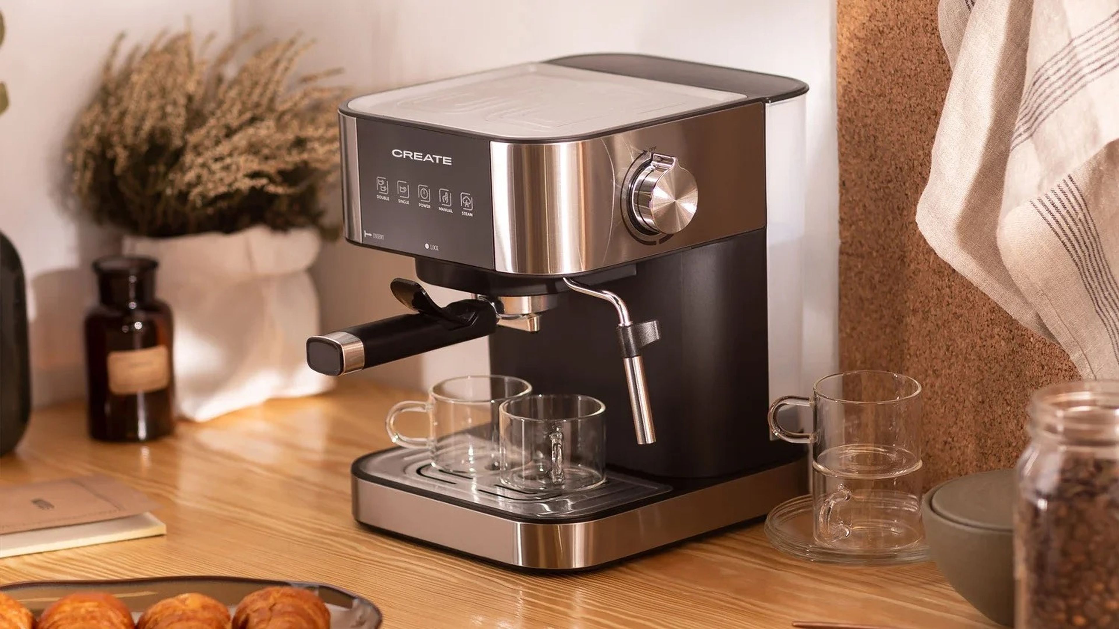 Cecotec Cafetera Power Instant-CCino 20 Cafetera Expreso Italiana de 1450w  de Potencia Semiautomática incluye Depósito