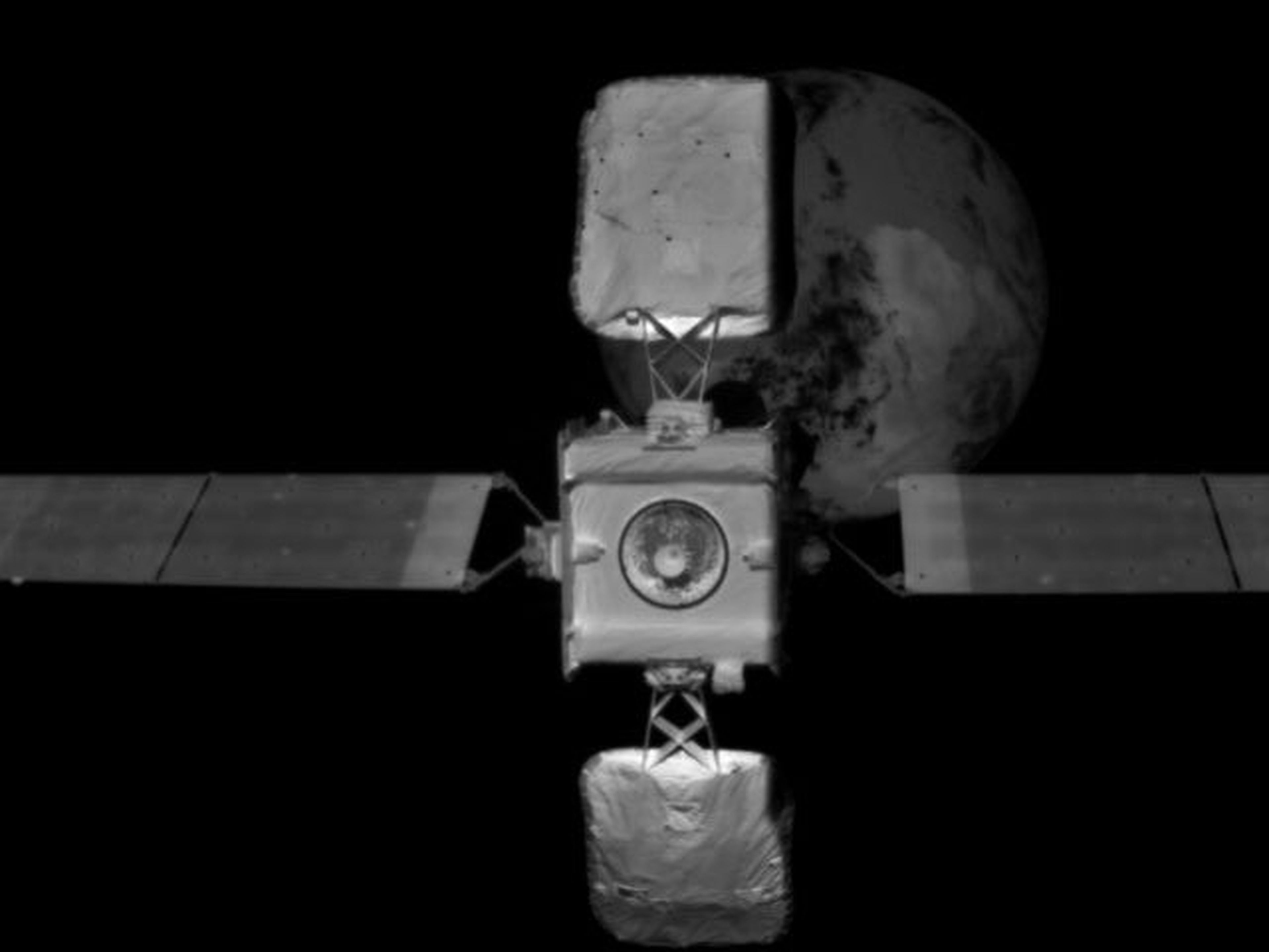 Una nueva era para el comercio espacial: un robot aterriza en un satélite que se mueve a 11.000 Km/h para repararlo