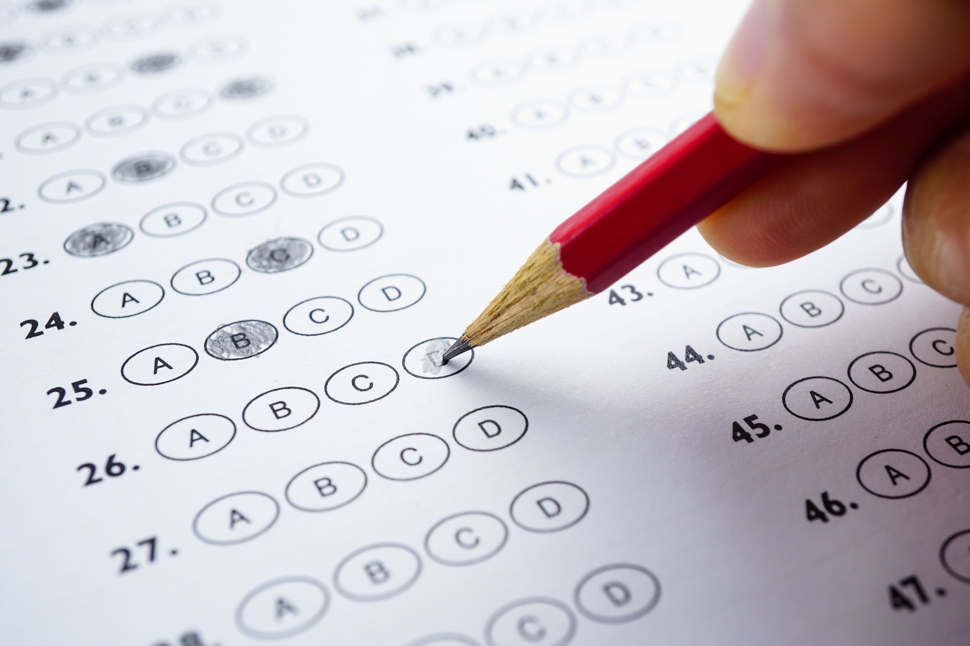 La fórmula para aprobar los exámenes tipo test con el mínimo riesgo