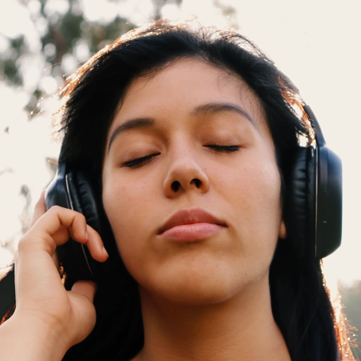 Los mejores auriculares cerrados baratos para escuchar música