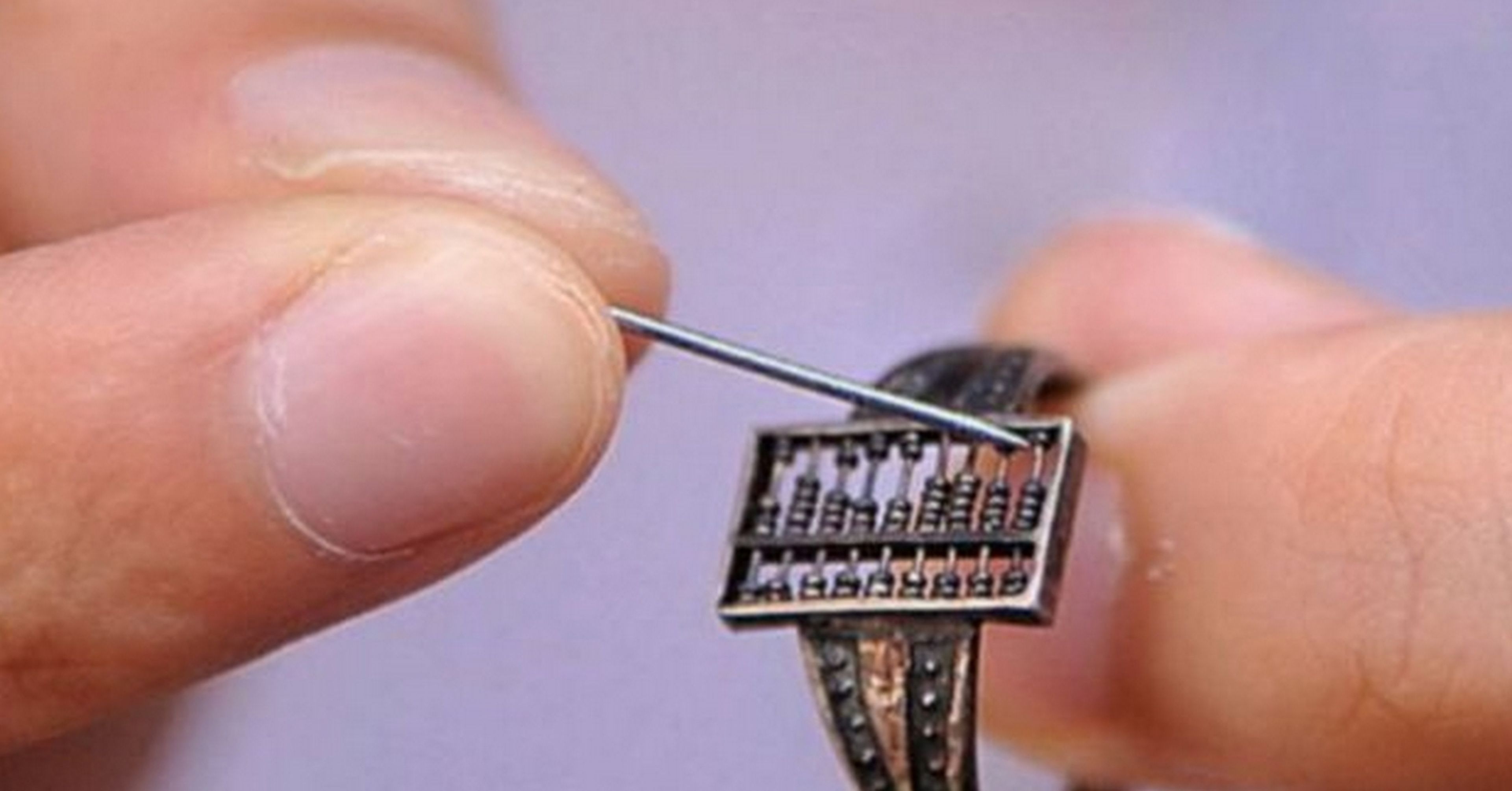 El primer wearable tecnológico tiene más de 300 años: un anillo ábaco de la dinastía Qing