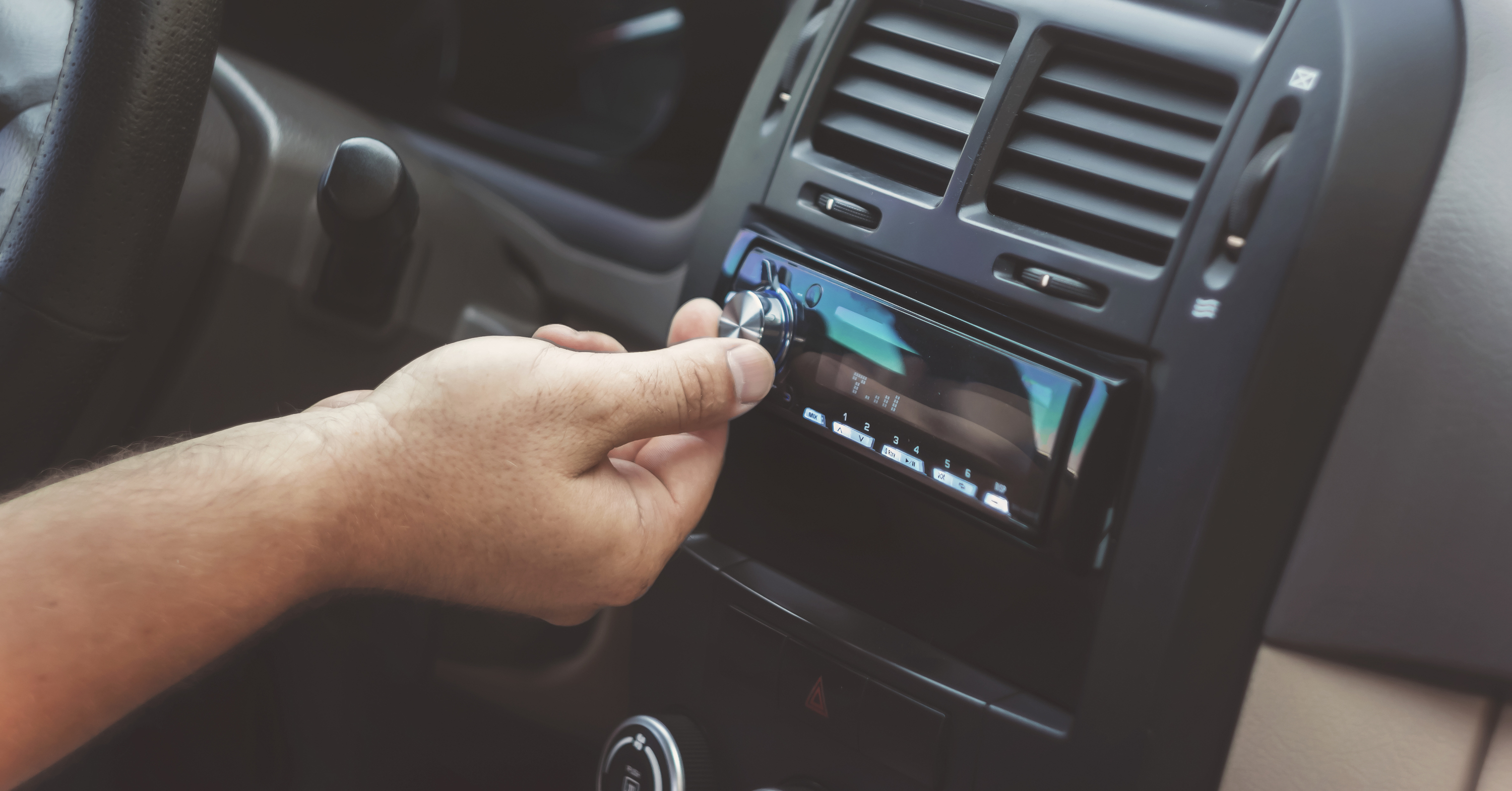 5 radios con pantalla para tu coche que son más baratas de lo que pensabas