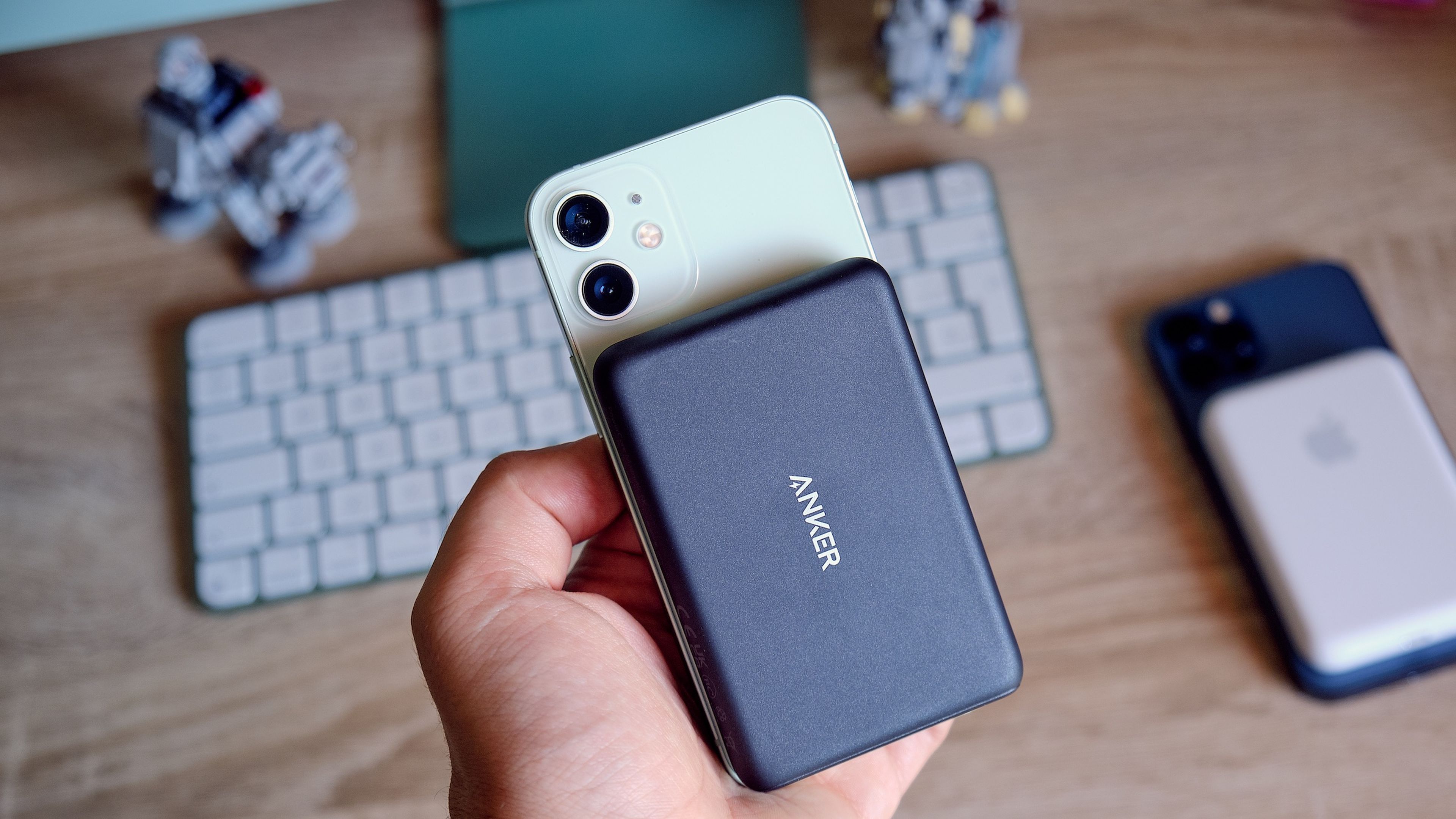 La vendidísima batería externa MagSafe para iPhone de Anker está rebajada  un 20%: un accesorio muy útil para viajar este verano