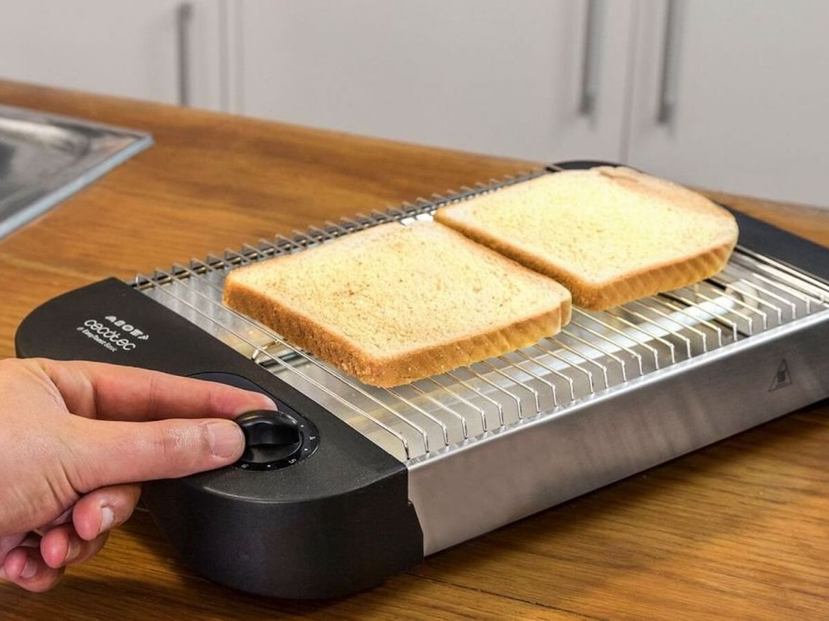Cómo limpiar un tostador y una sandwichera