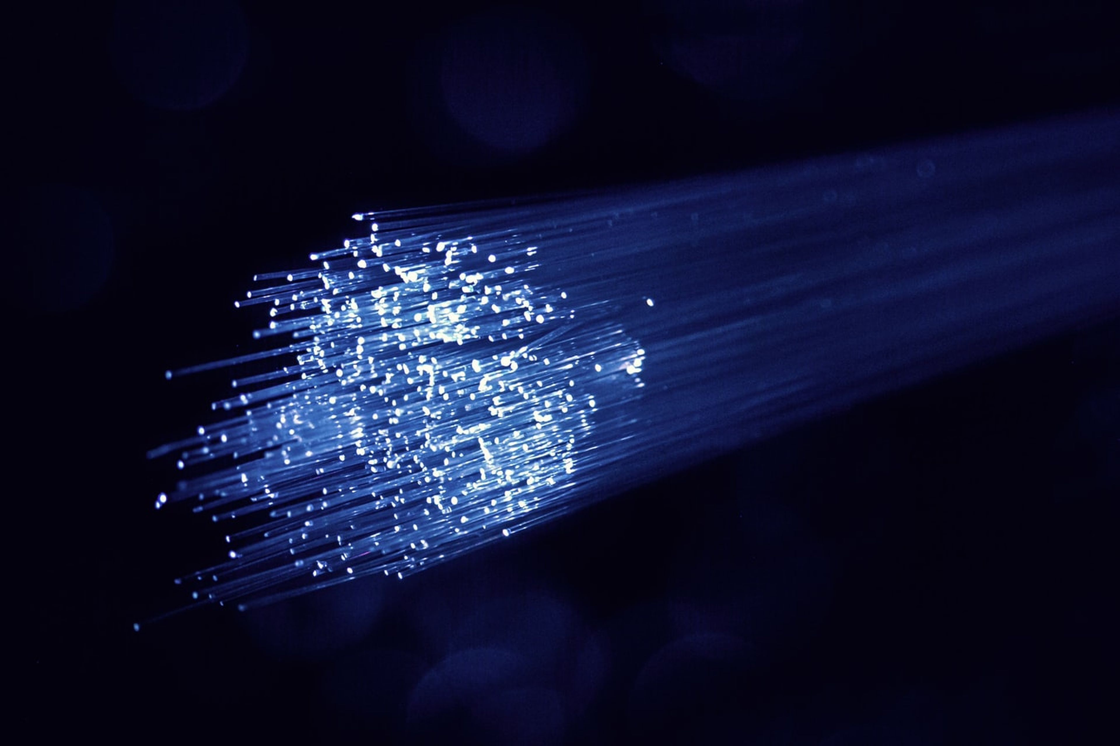 Digi ofrece 10gbps de fibra simétrica, la máxima velocidad en España