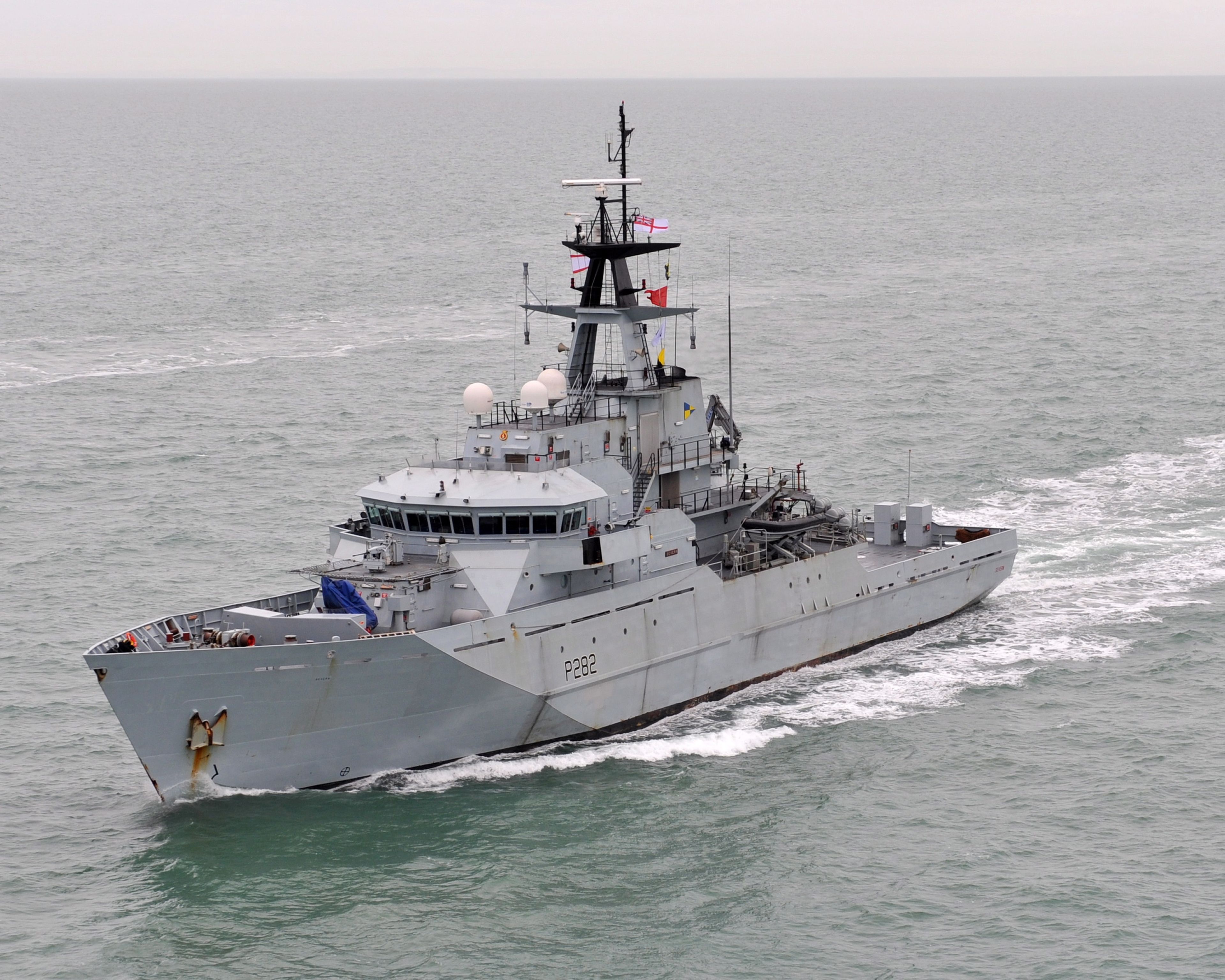 HSM Severn el buque de Guerra de la Marina Real Británica