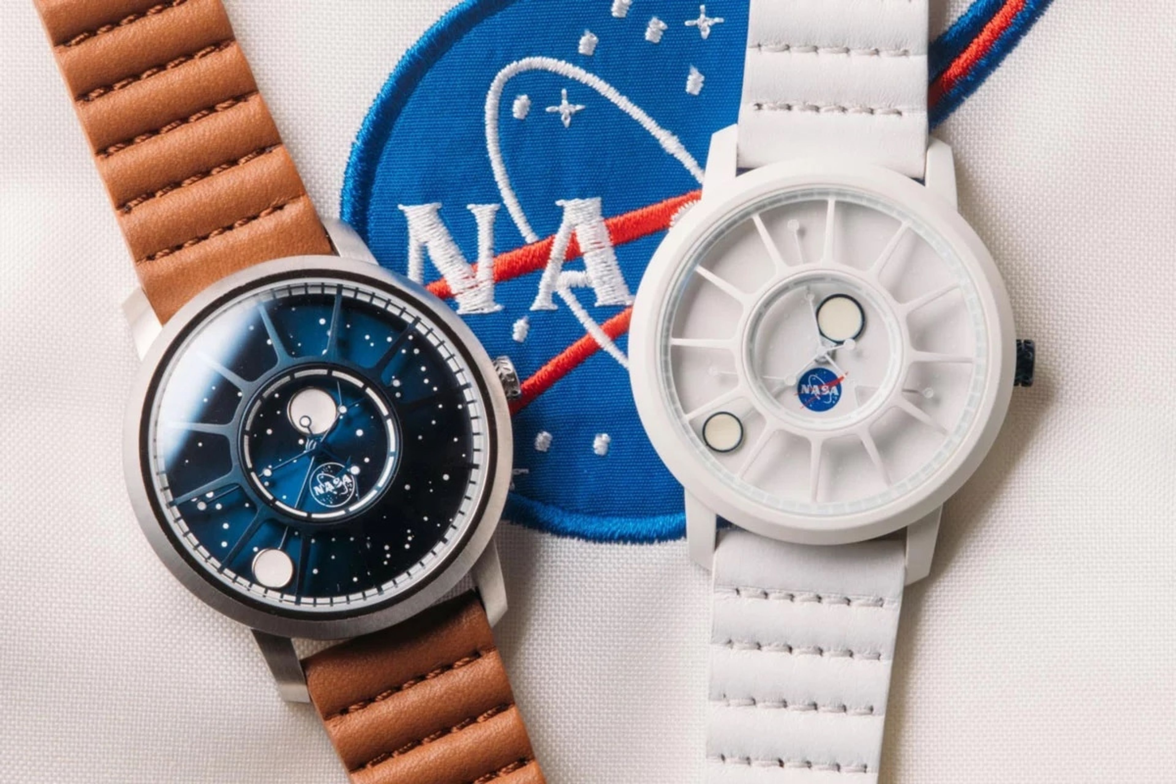 Este reloj de la NASA fabricado con rocas de meteorito da algo más que la hora