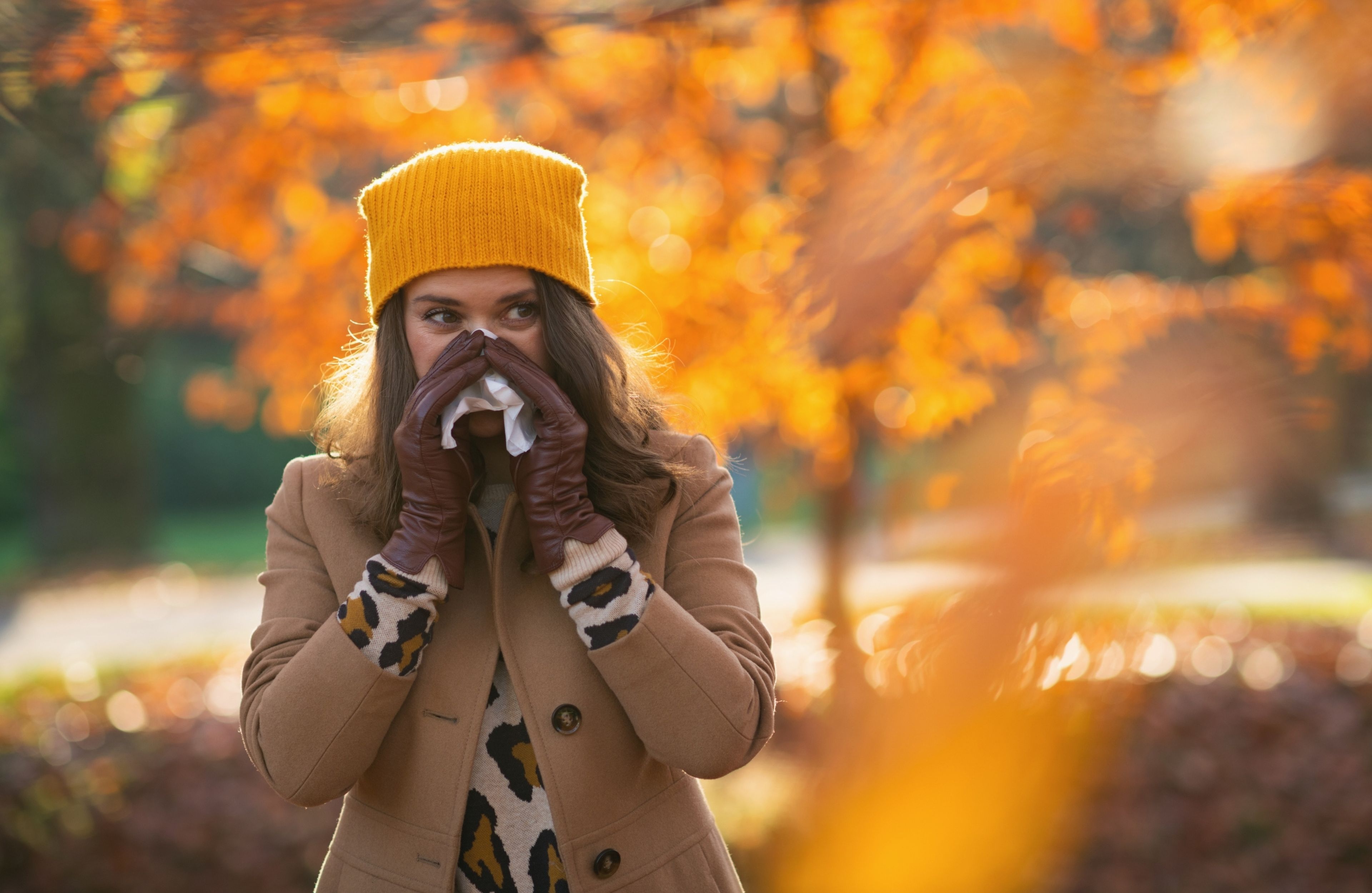 8 problemas de salud causados por el otoño, y cómo evitarlos