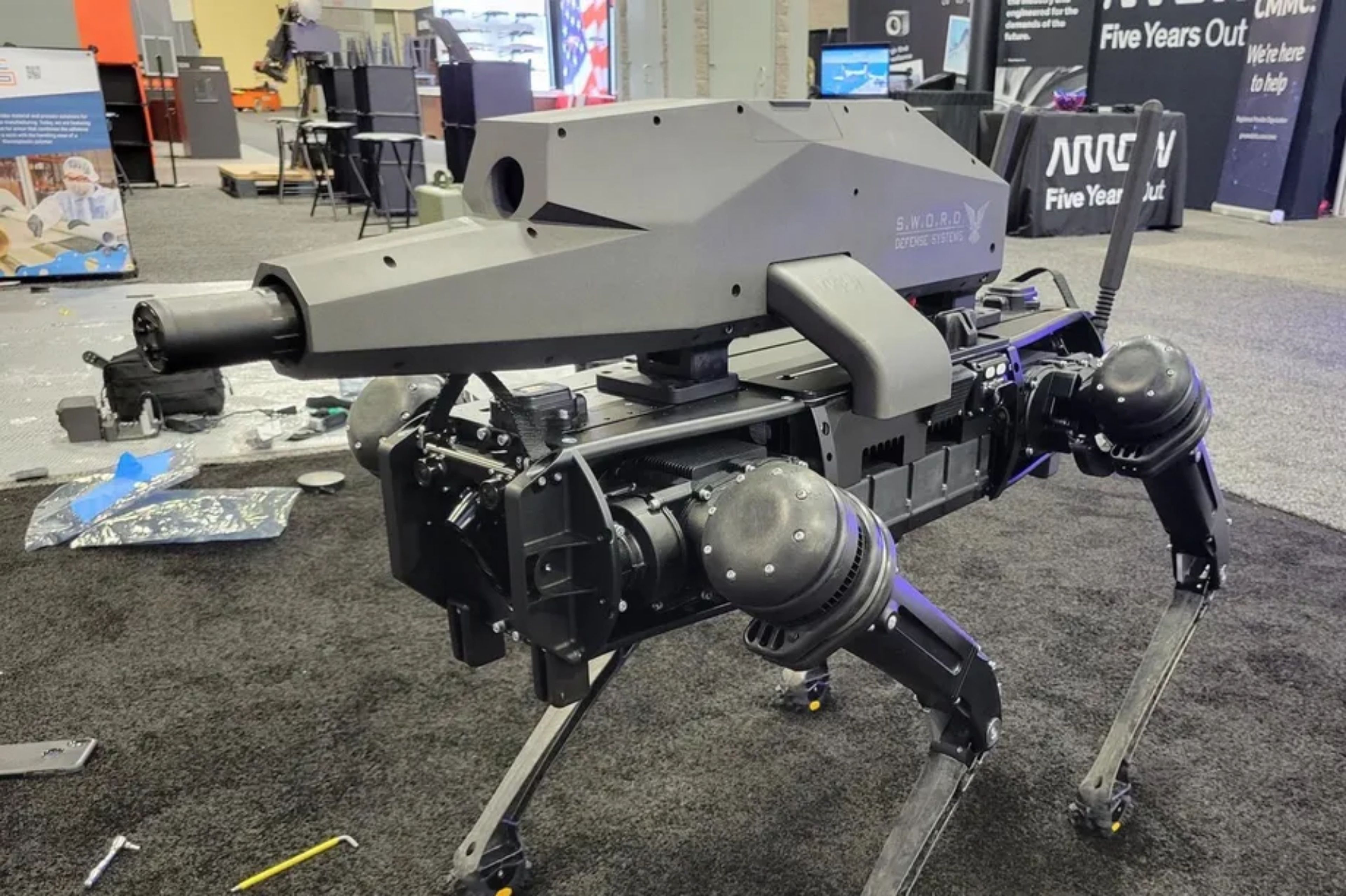 En el peor giro de los acontecimientos, ahora los perros robot tienen armas incrustadas y funcionales