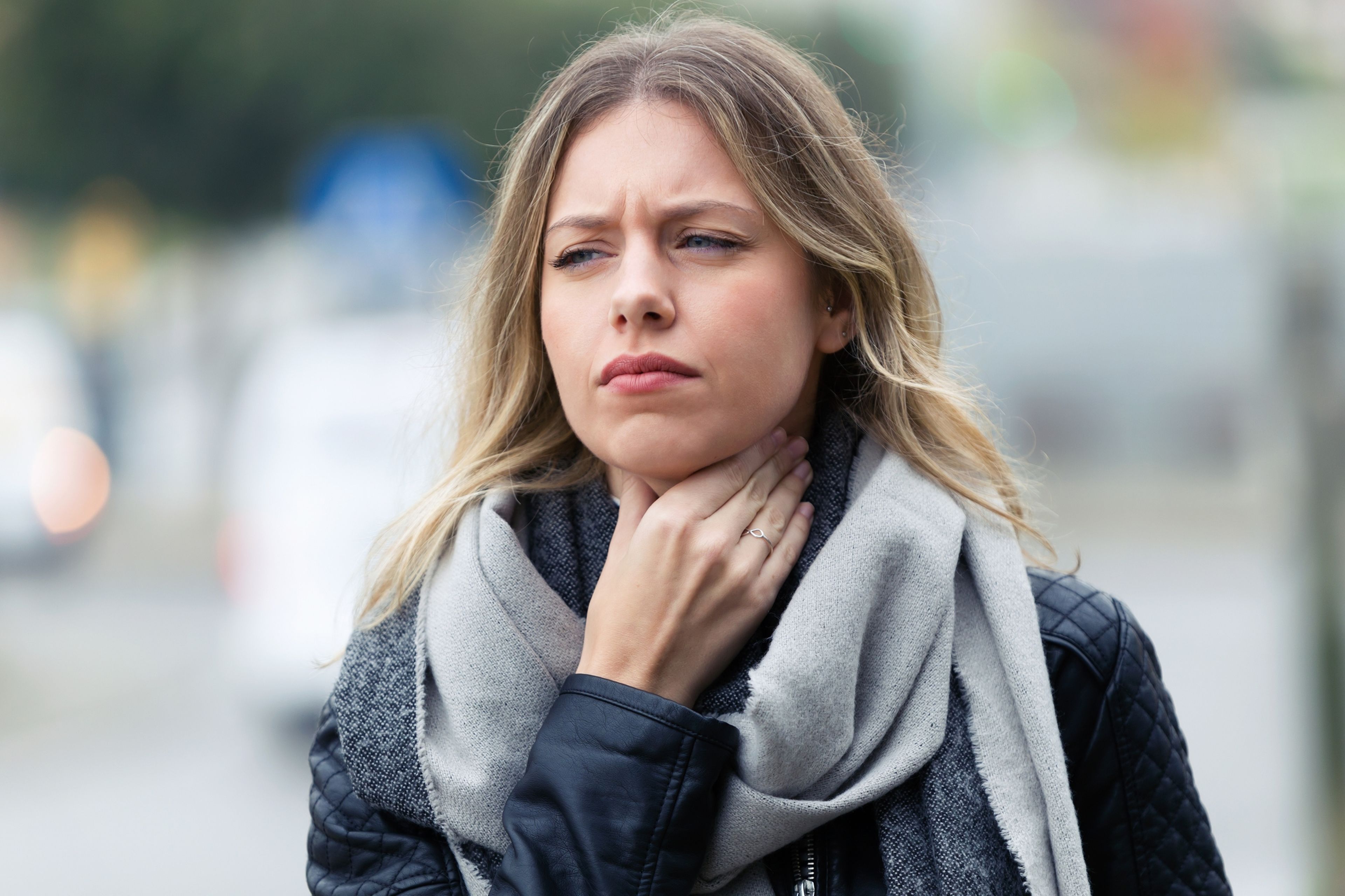 Trucos caseros muy simples para combatir el resfriado y el dolor de garganta