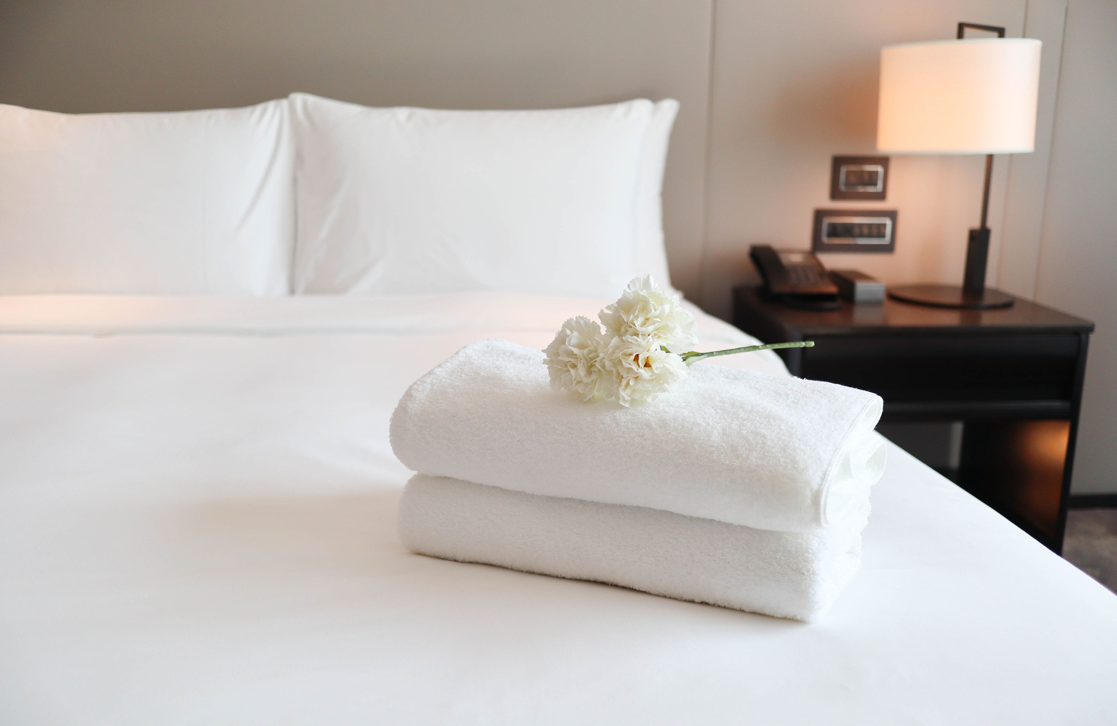 Cómo quitar los olores y desinfectar una cama para que huela como en un hotel de lujo