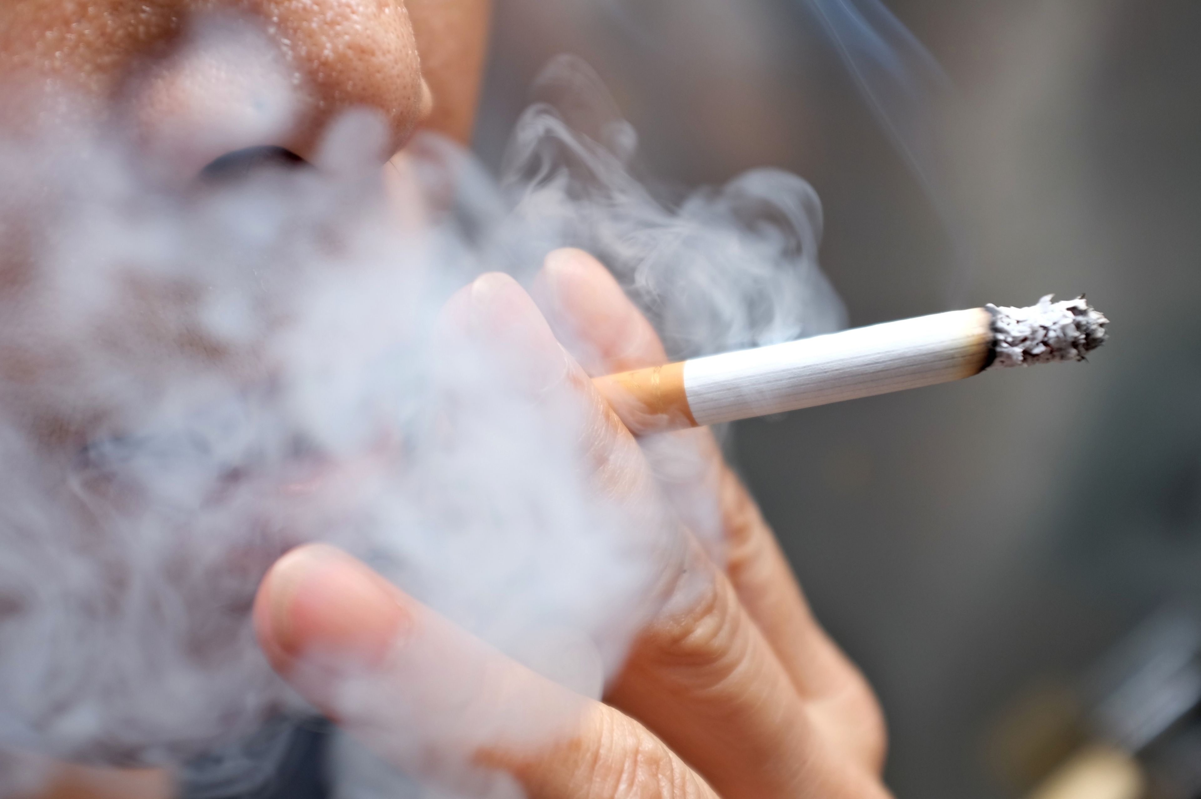 En Nueva Zelanda van a prohibir fumar a los nacidos después 2008