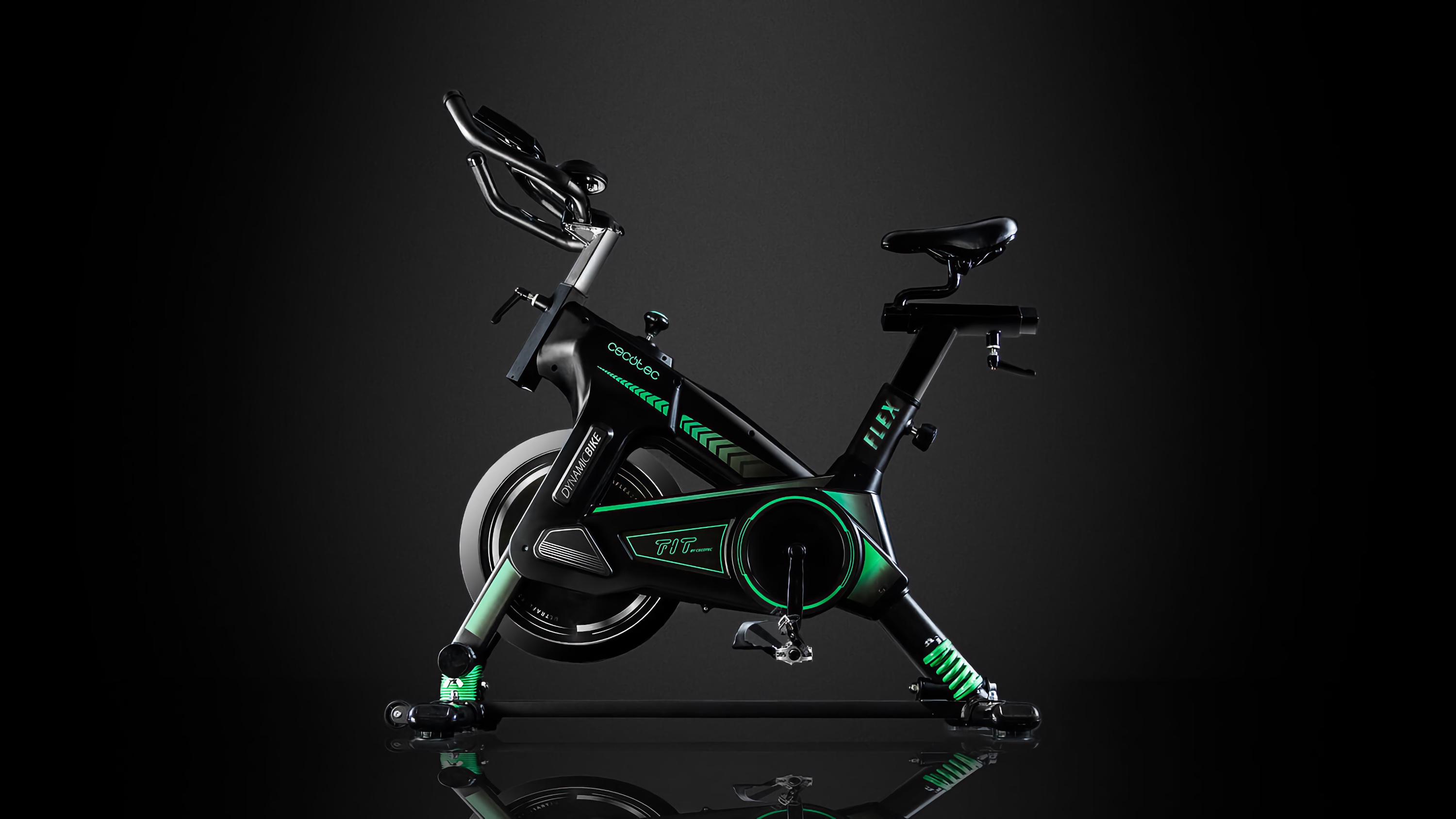 Bicicleta de spinning barata Cecotec UltraFlex 25 en oferta por 299€