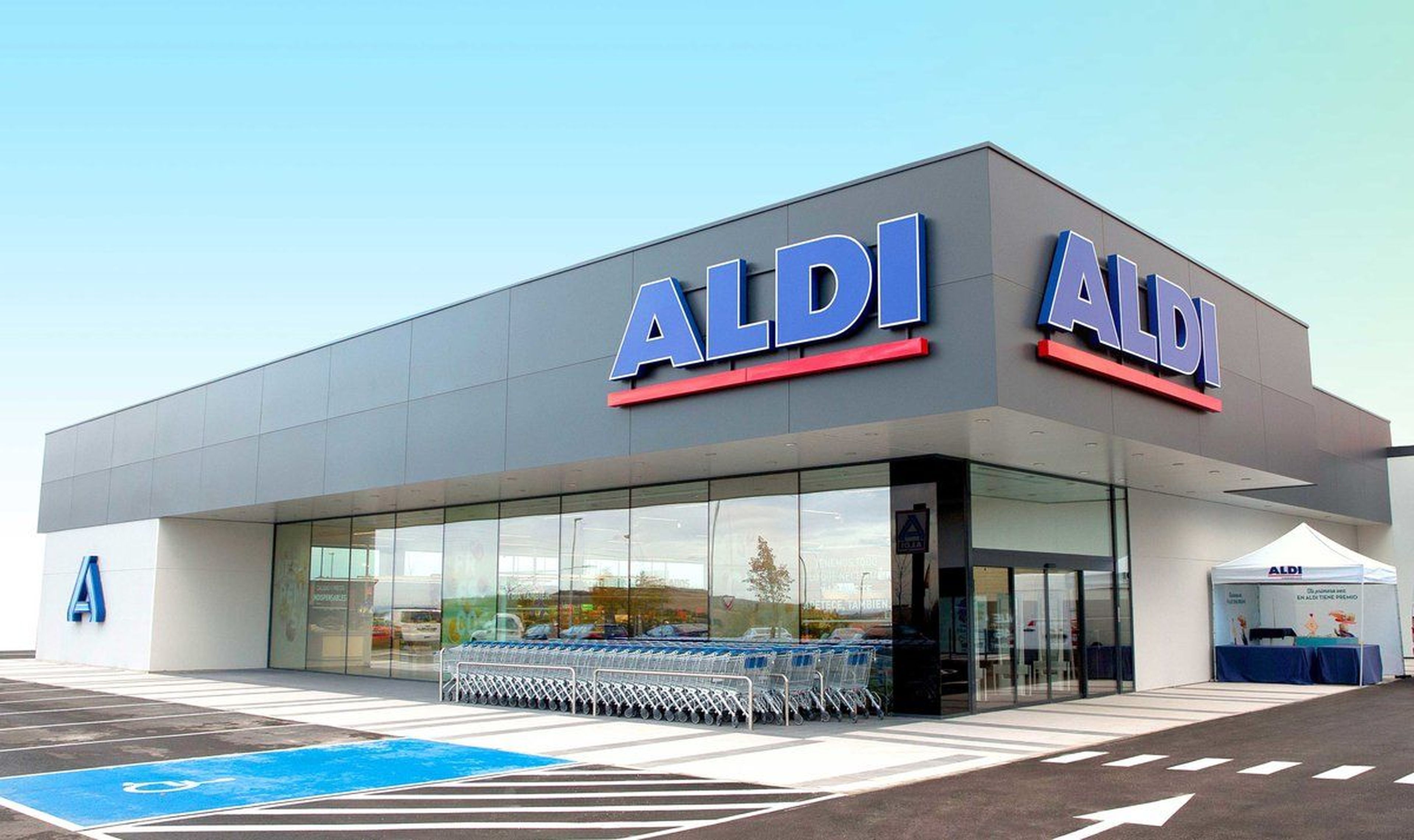 Aldi y Lidl se lanzan a por Dia