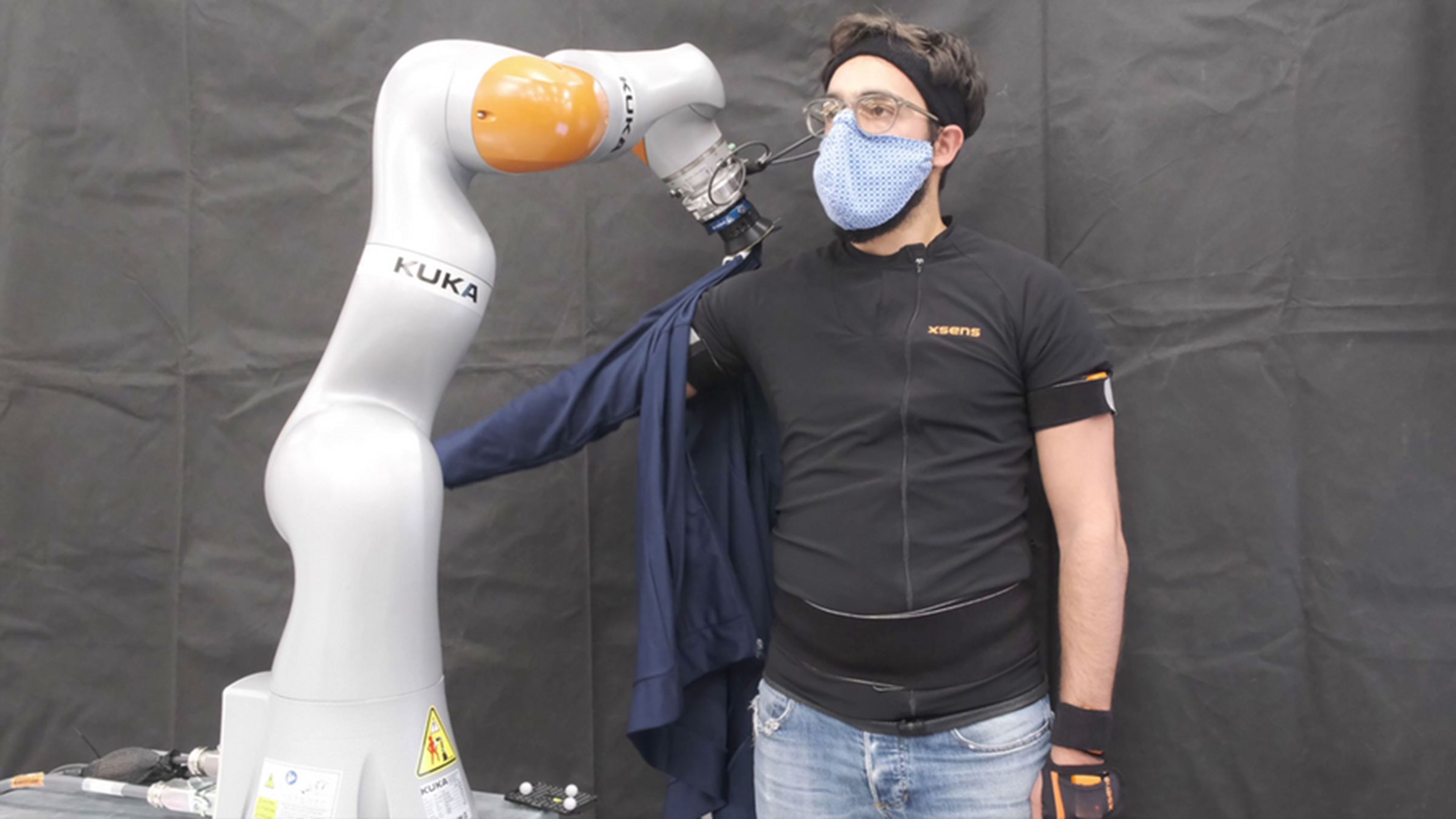 El MIT crea un robot capaz de vestirte aunque te muevas