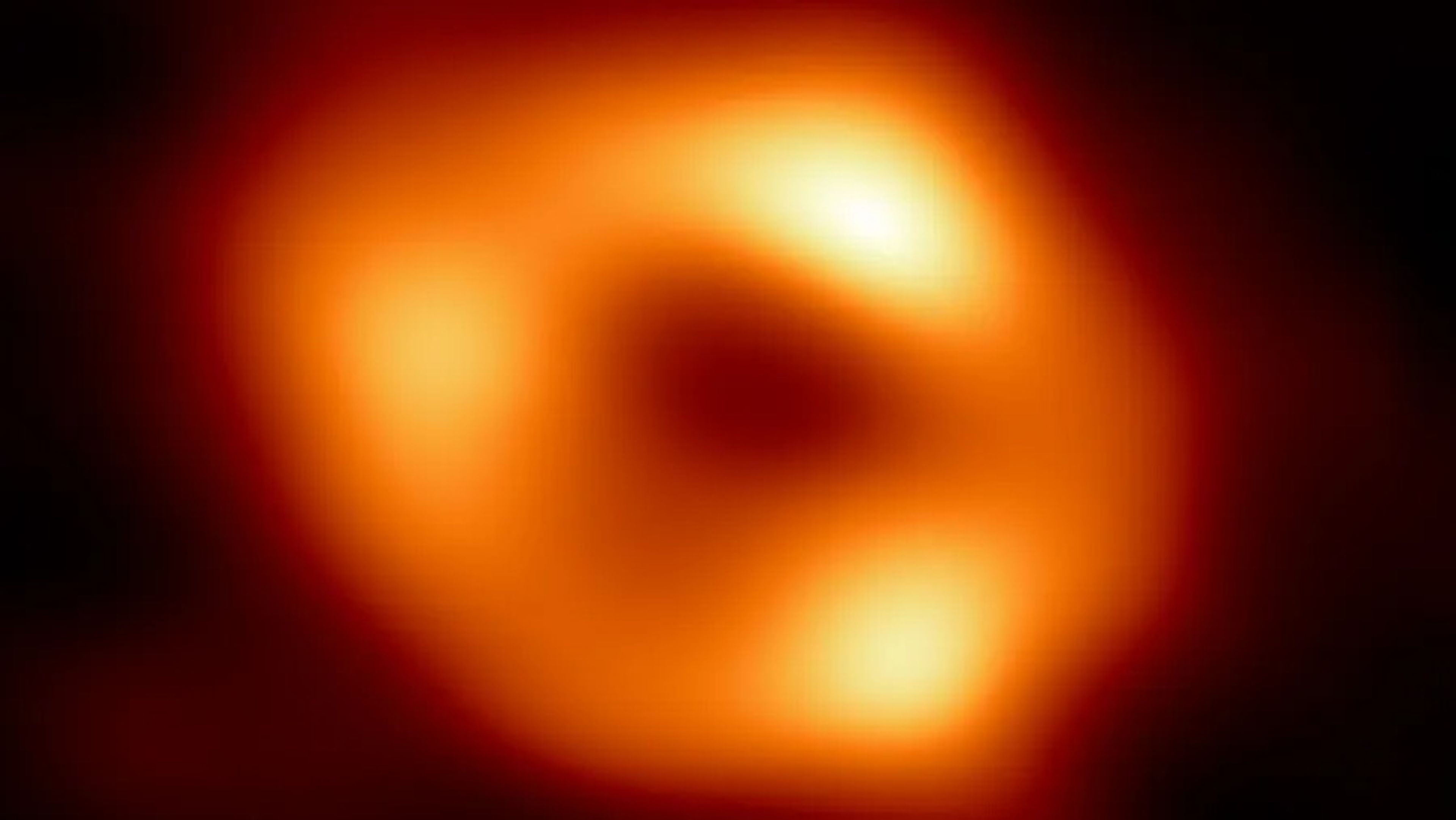 Captan la primera imagen del agujero negro del centro de nuestra galaxia: así es Sagitario A*