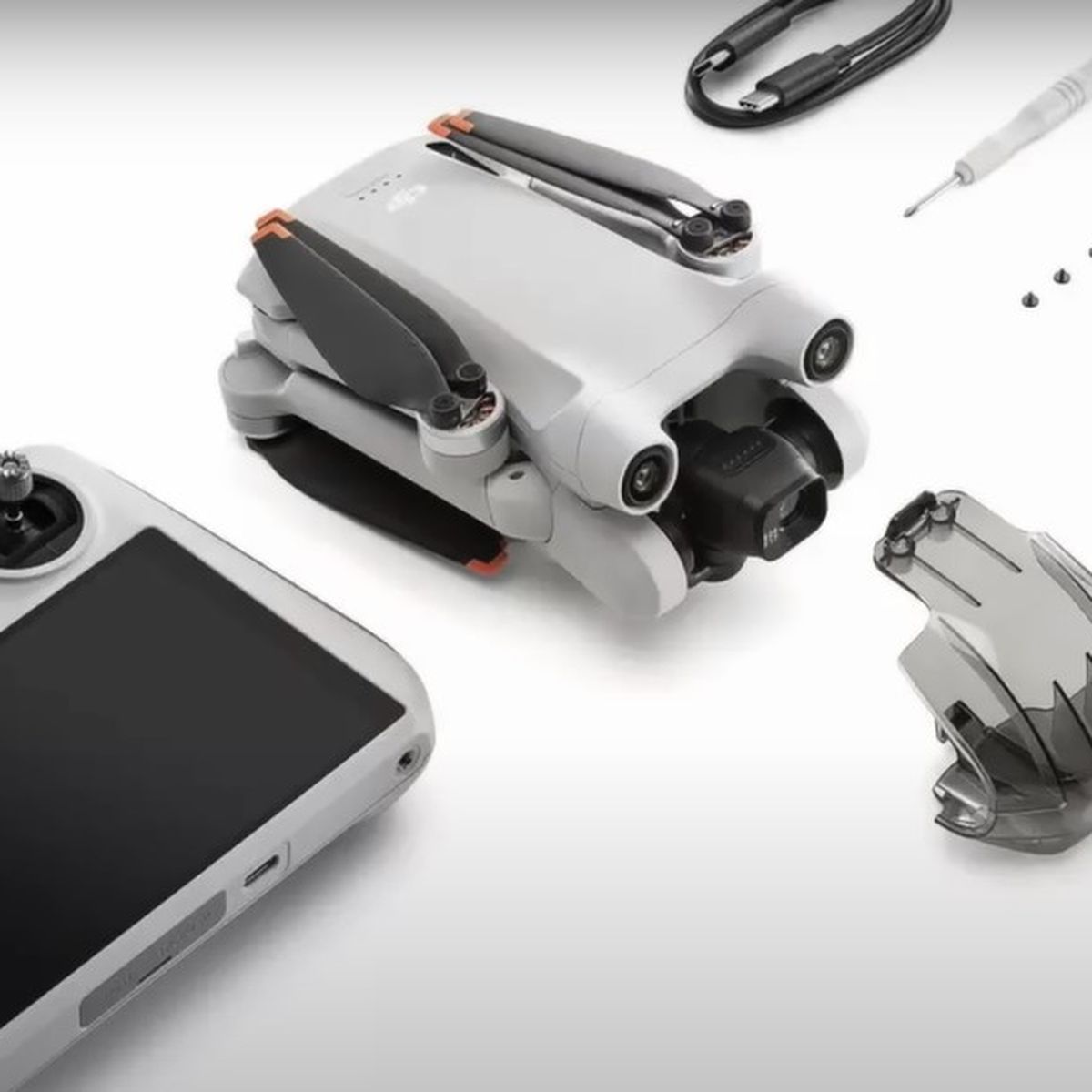 DJI Mini 3 Pro completamente filtrado: unboxing del nuevo compacto drone de  DJI que sube de nivel (y dobla su precio)