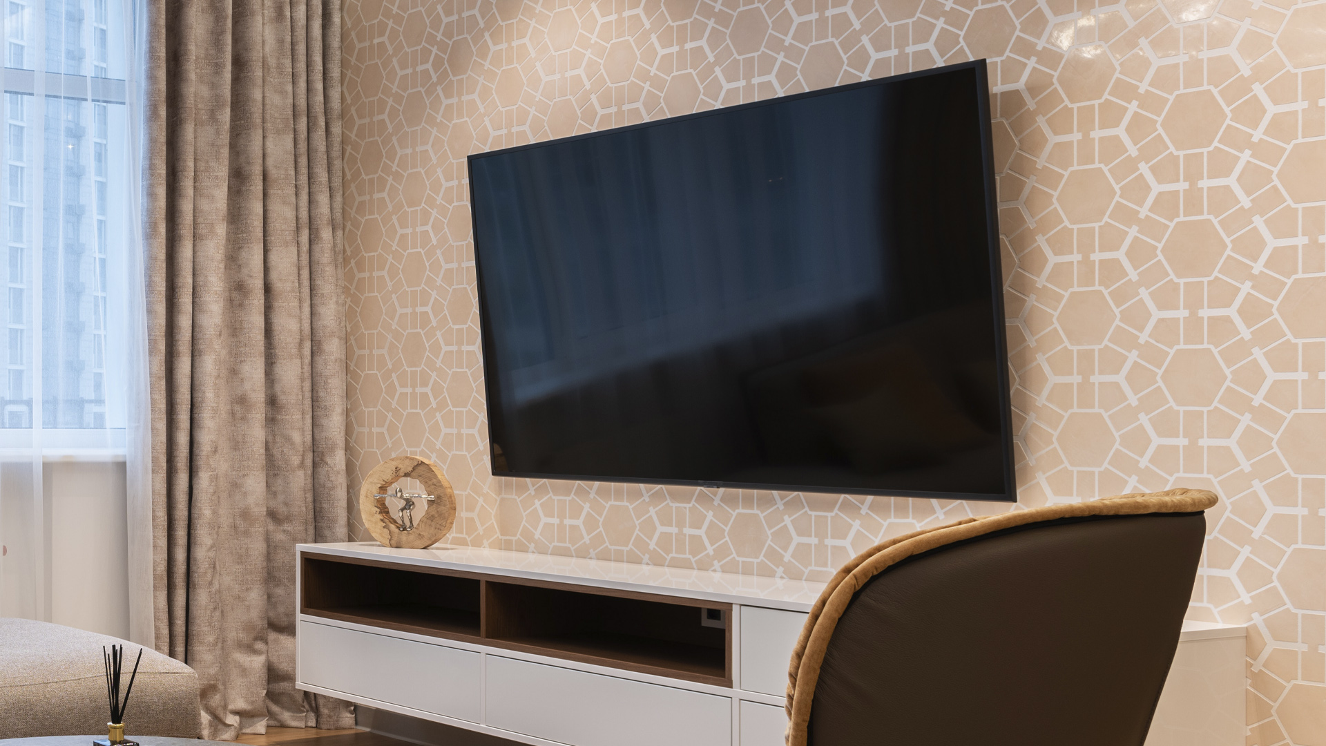 Estos son los mejores soportes de pared que puedes utilizar para colgar tu  nuevo televisor