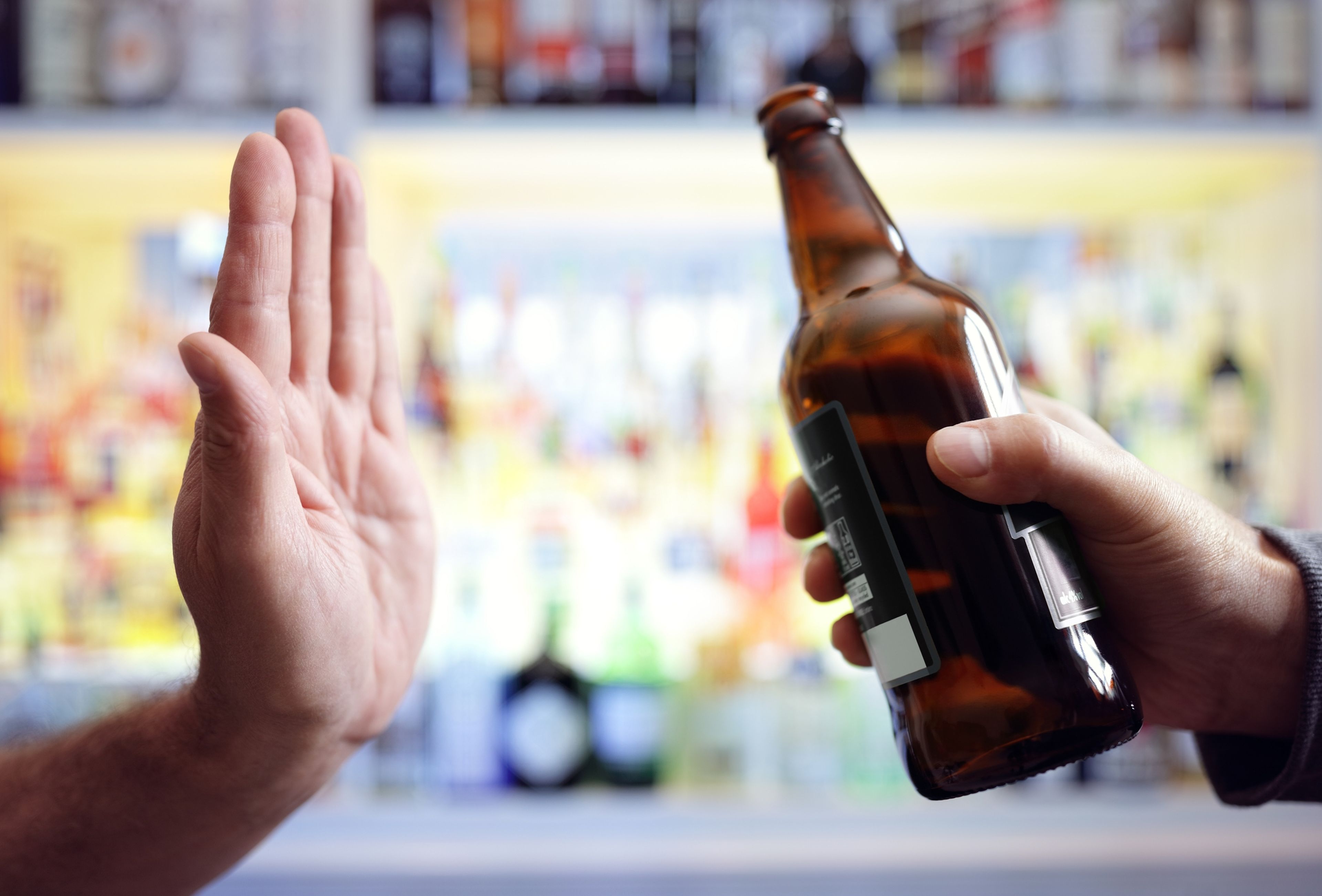 6 tipos de persona que nunca deberían tomar cerveza, según los médicos