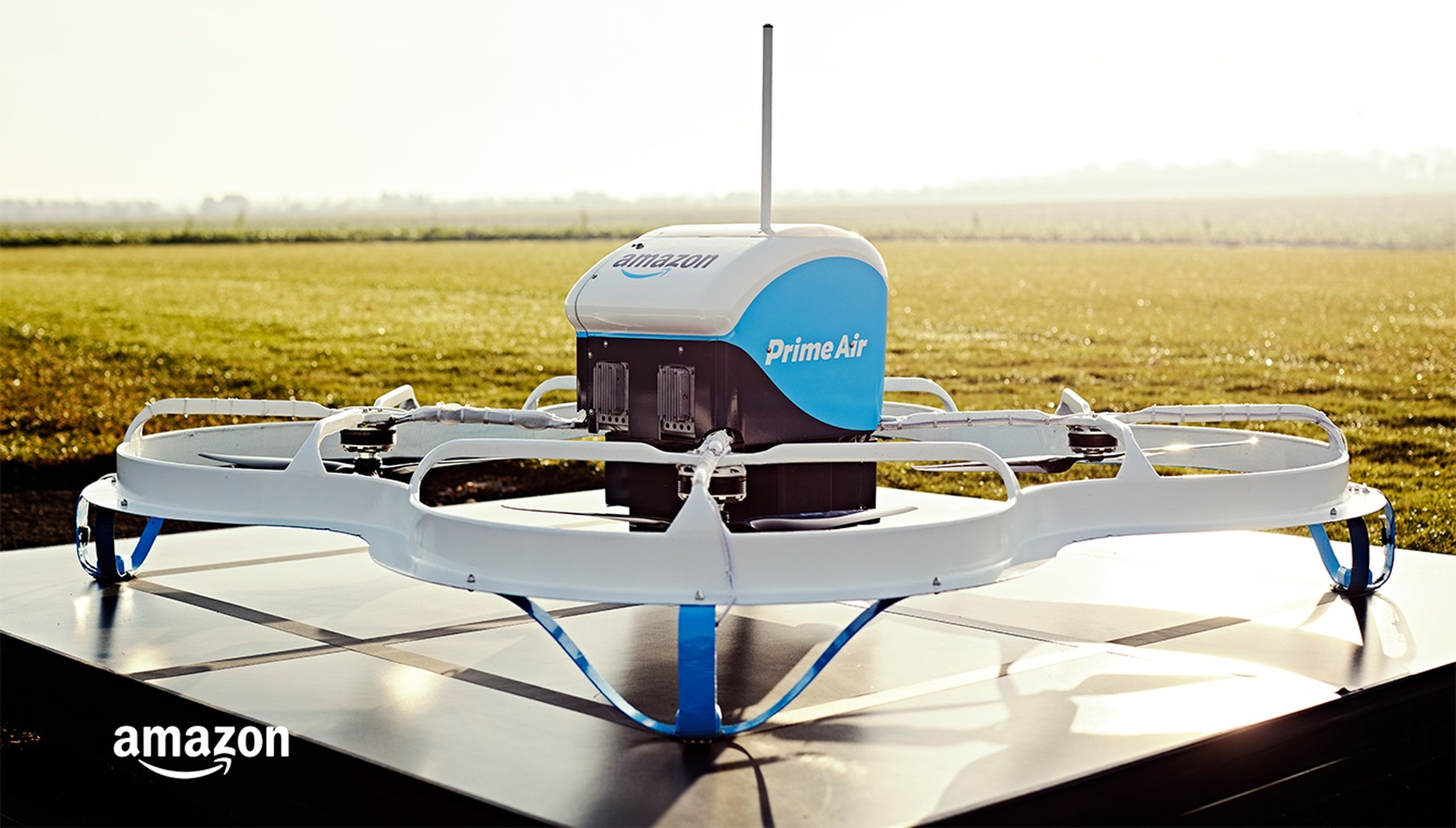 Así funciona el dron con el que Amazon empezará a repartir paquetes en EE.UU.