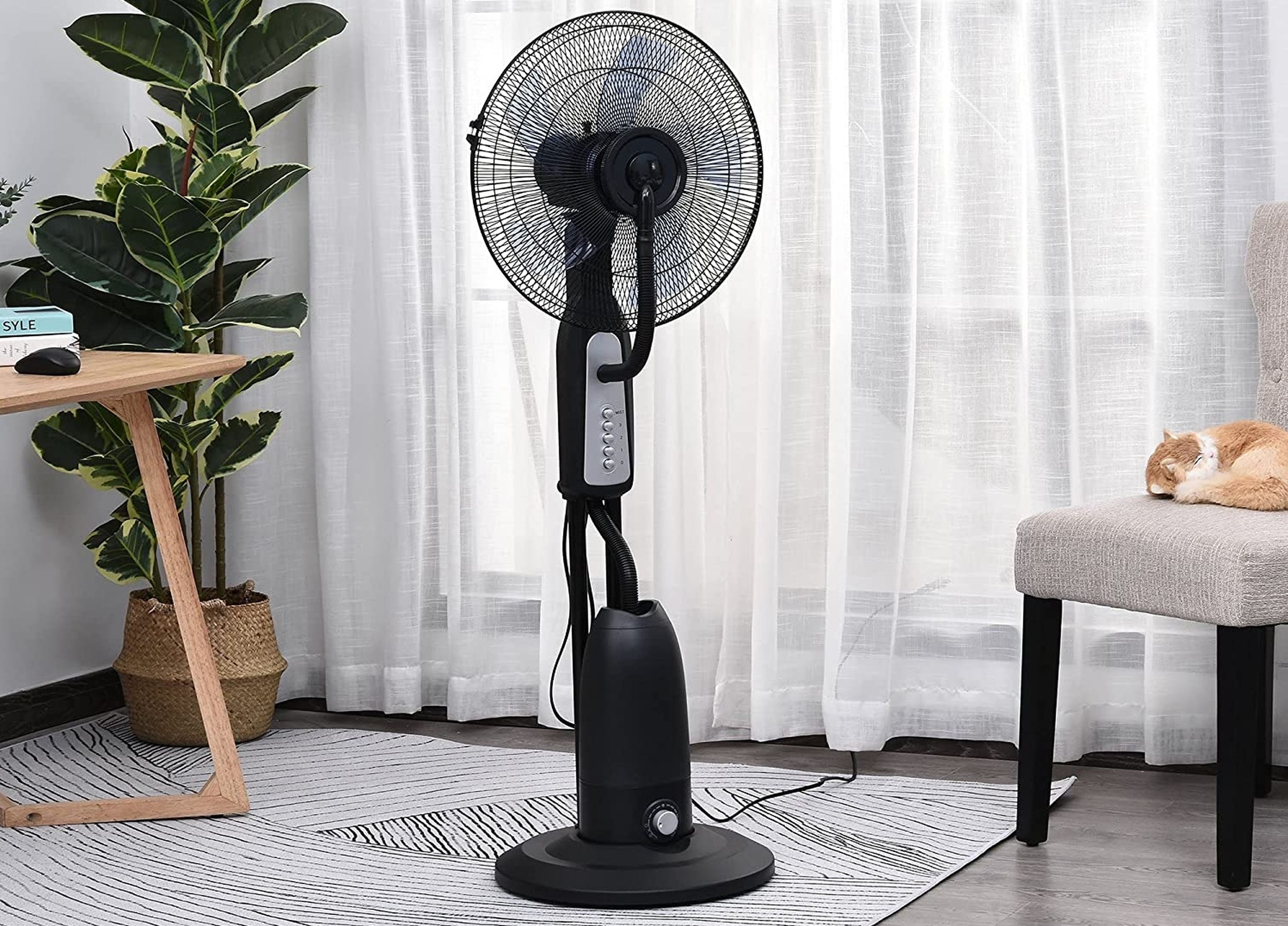 No solo alivia, también refresca: este ventilador con nebulizador solo cuesta 74 euros