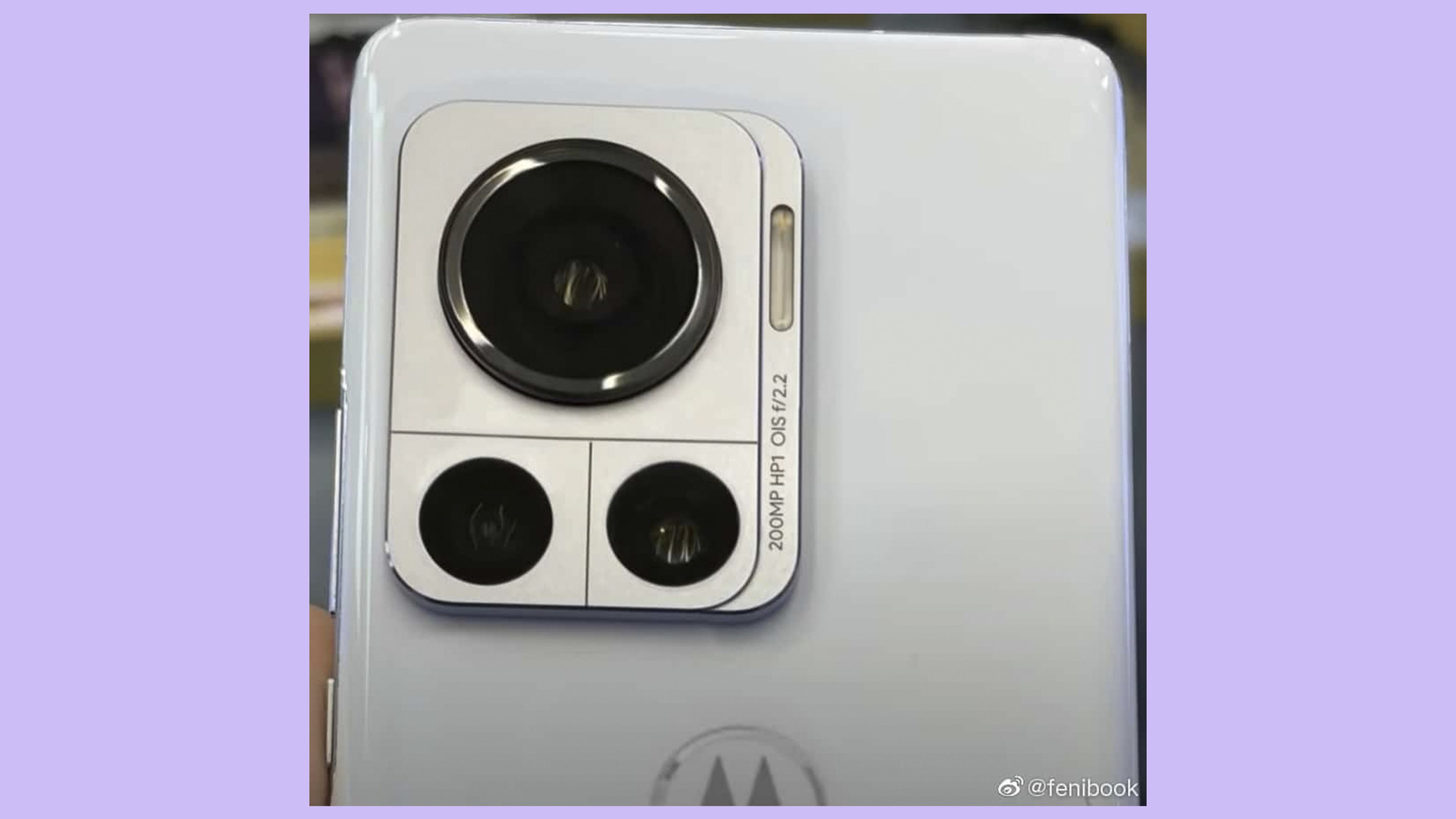 Filtrada la primera imagen del módulo de cámaras del Motorola que estrenará el primer sensor de 200 megapíxeles
