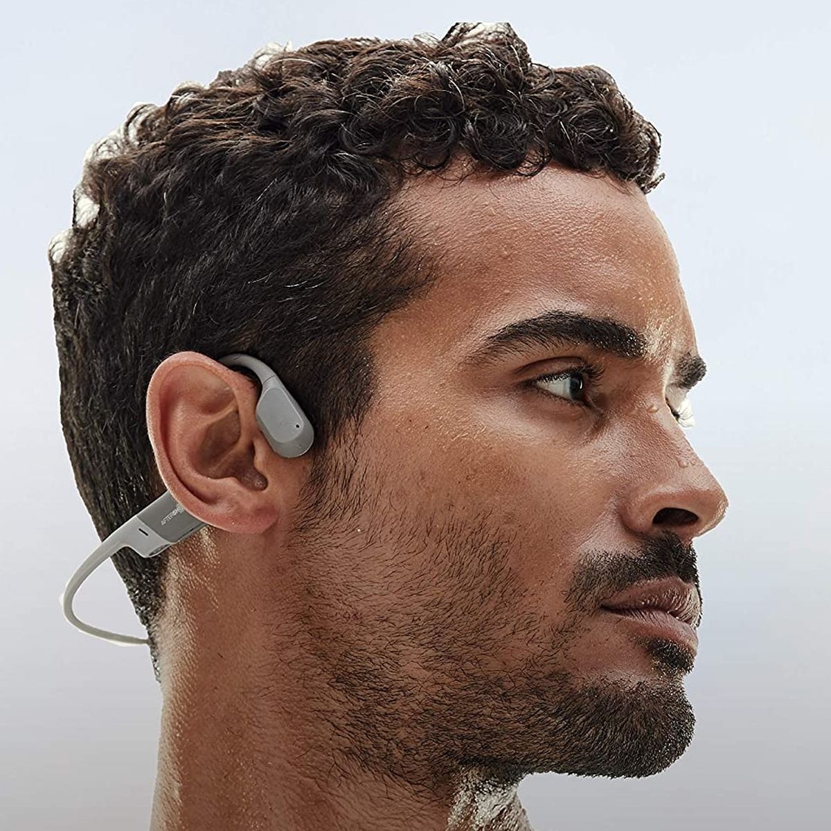 Aeropex, auriculares de conducción ósea que no dañan el oído