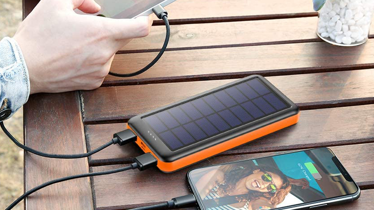 Las mejores baterías externas con carga solar para smartphones