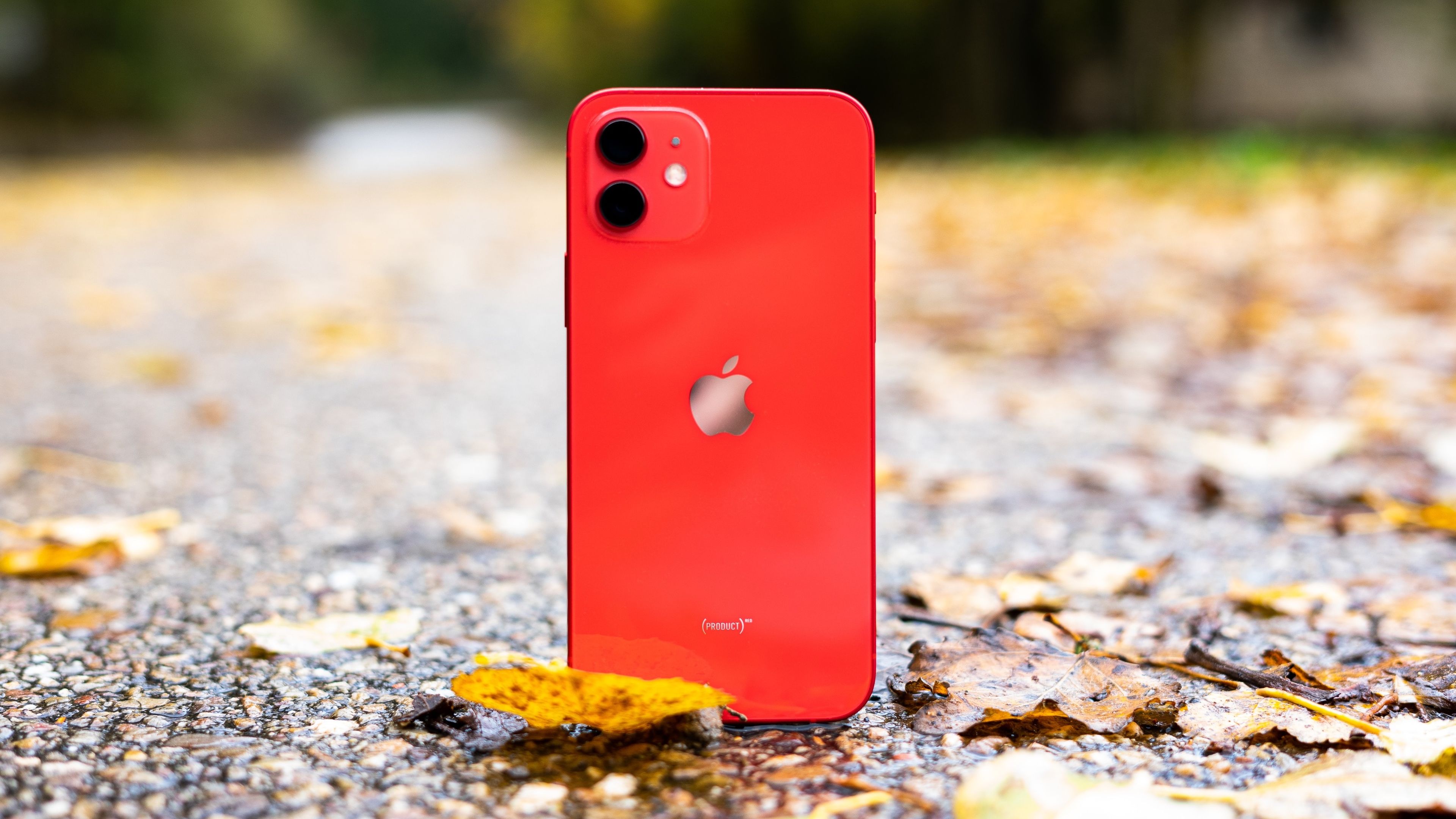 iPhone 12 en color rojo