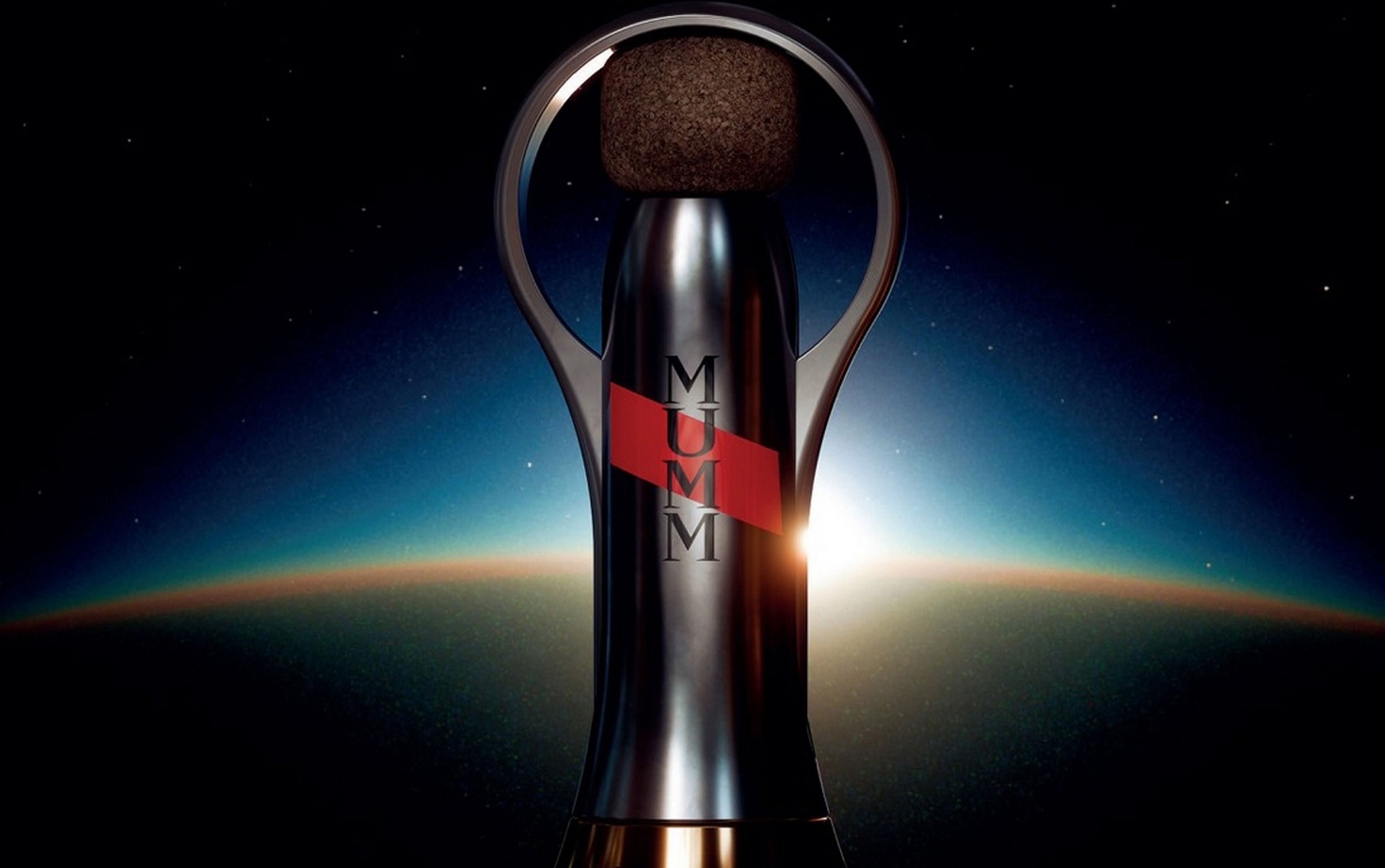 Por qué Axiom va a llevar una botella de champán al espacio