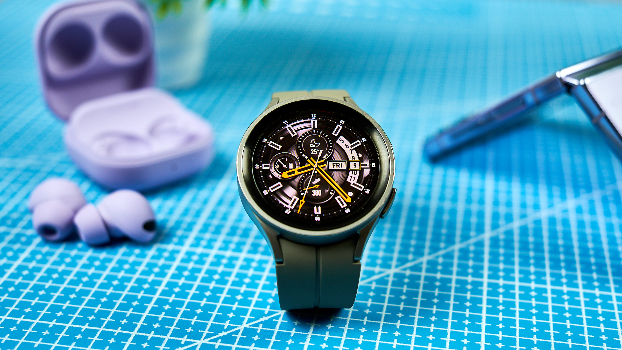 samsung-goes-for-the-apple-watch-with-its-new-update-gearrice