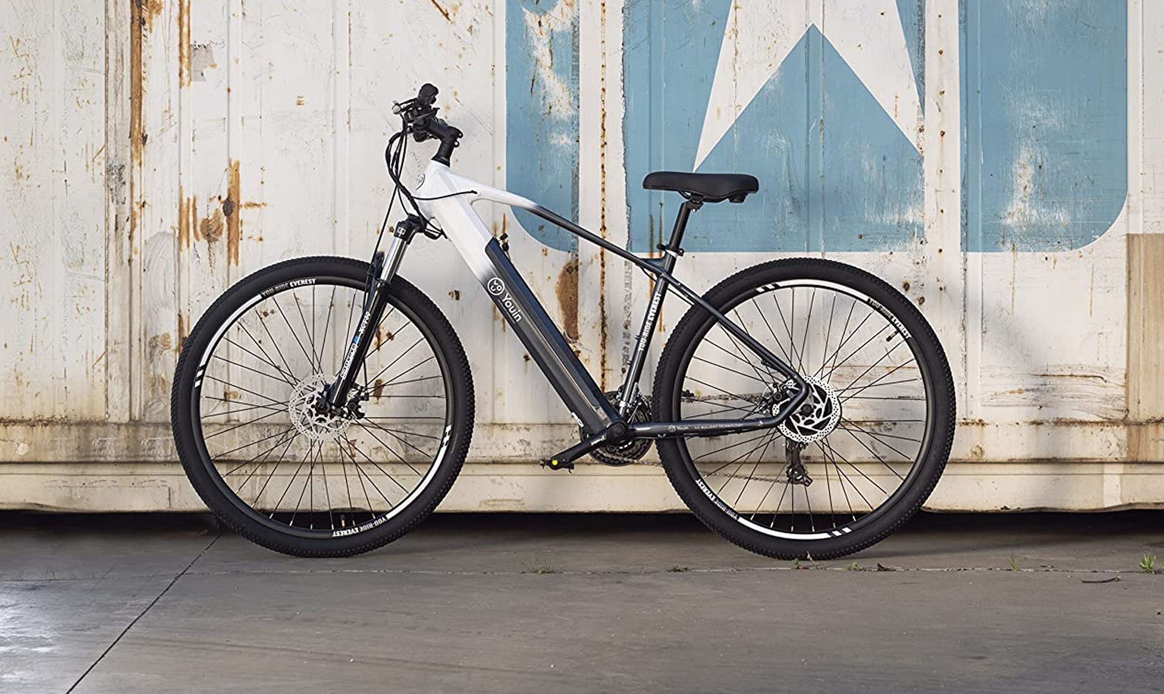 Menos de 600 euros: mira esta bicicleta eléctrica de