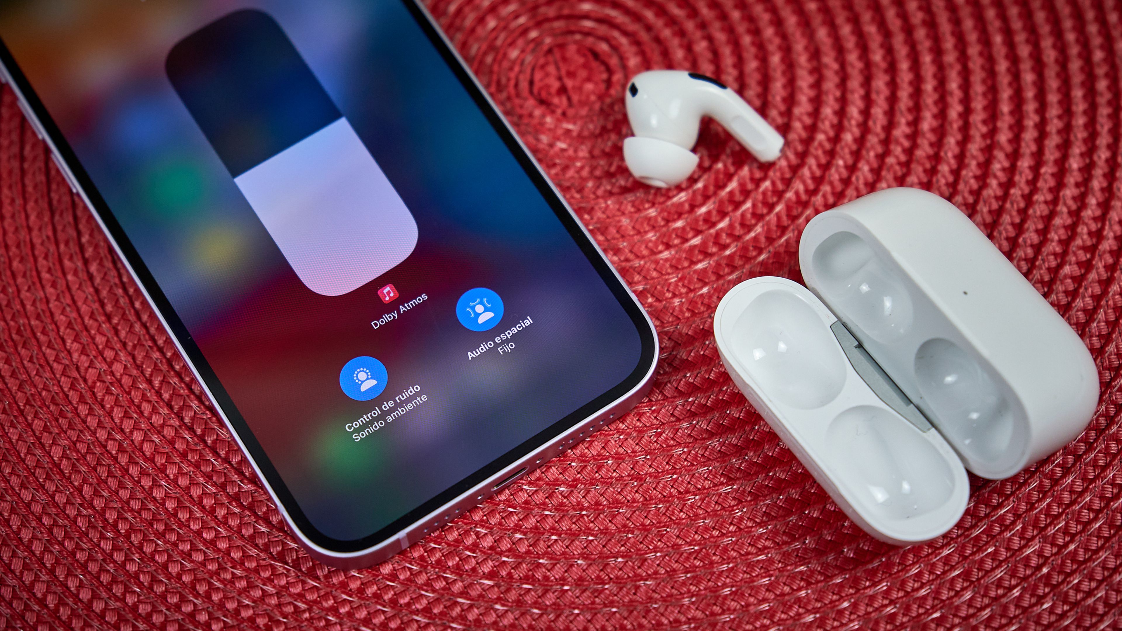 Apple AirPods Pro 2, analysis and opinion