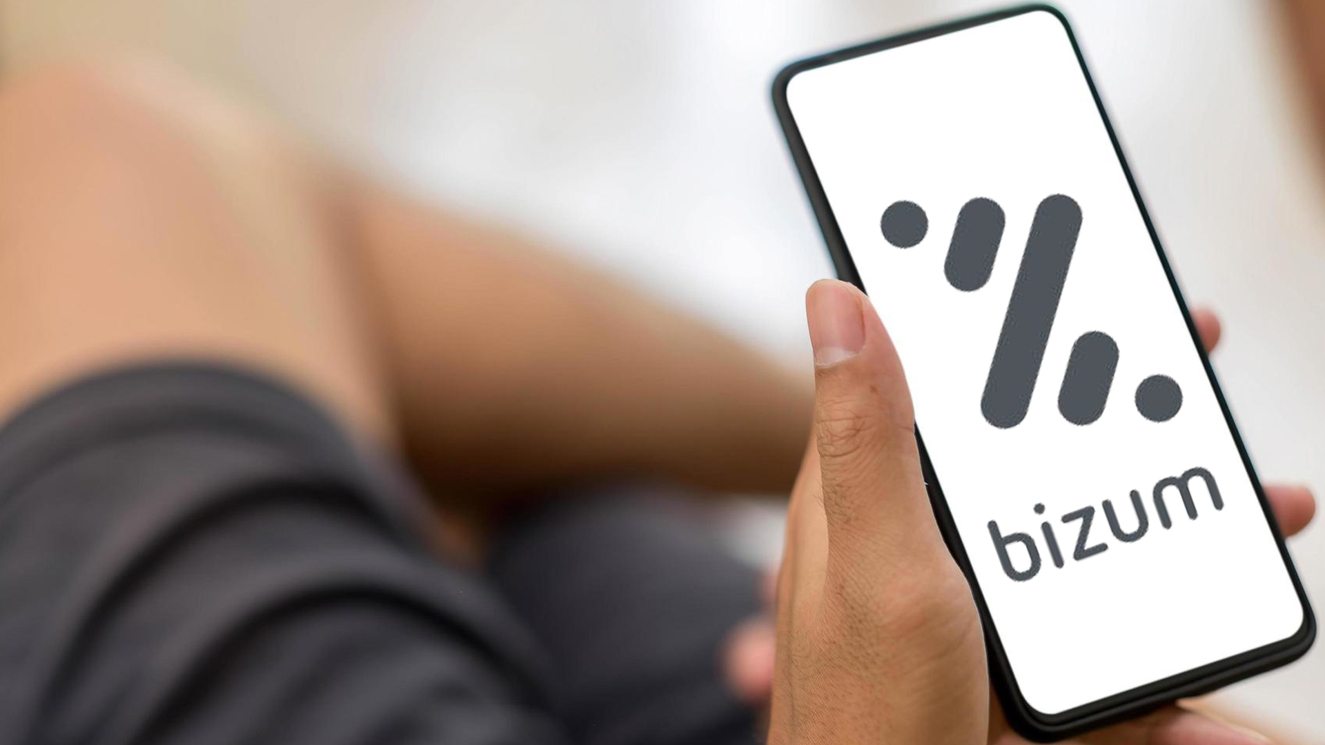 ¿Qué es Bizum? La nueva forma de pagar con el móvil en España