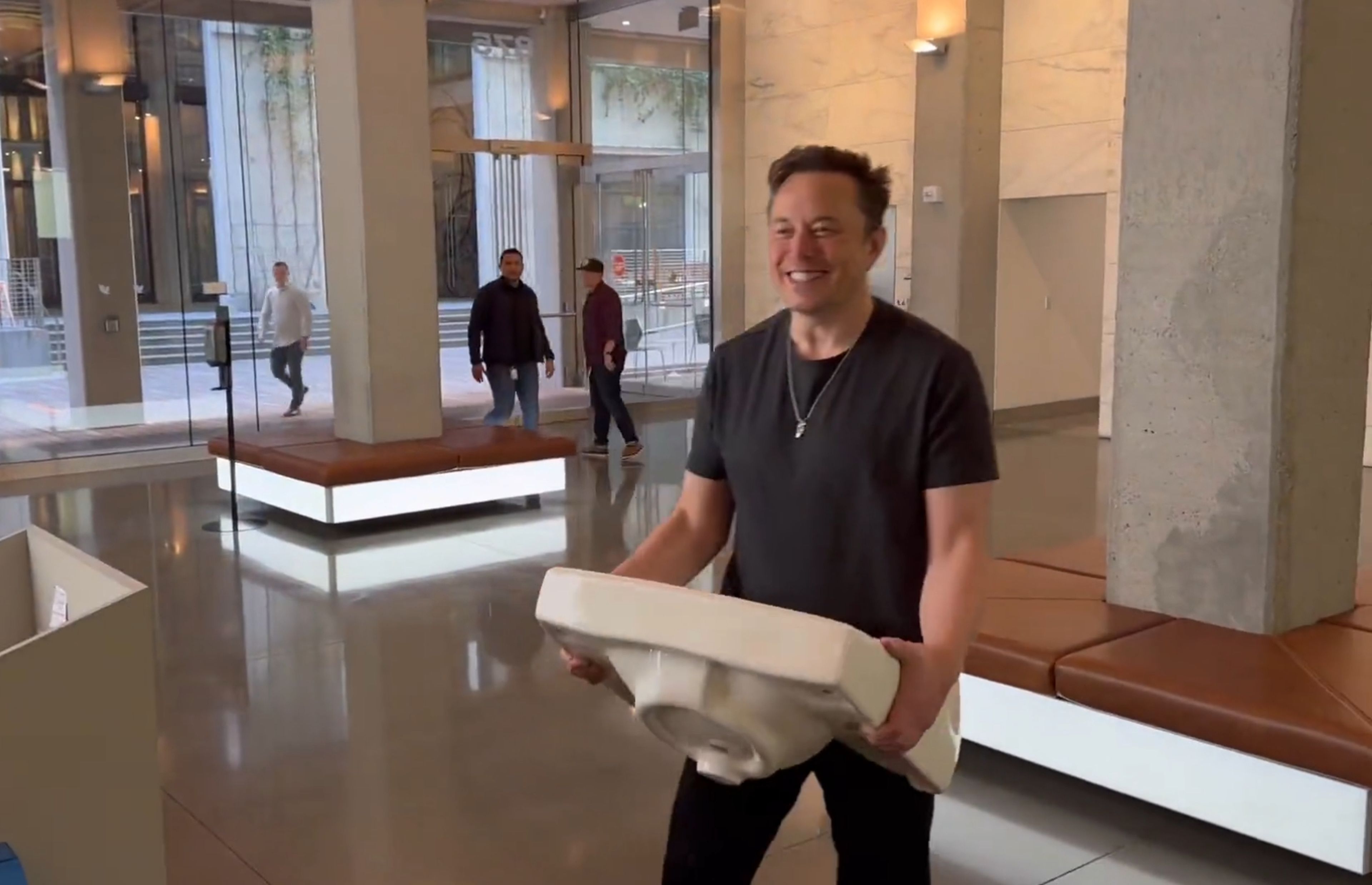¿Está Elon Musk loco?