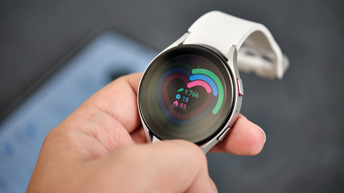 This watch is perfect for Android users, and surprisingly cheap it's