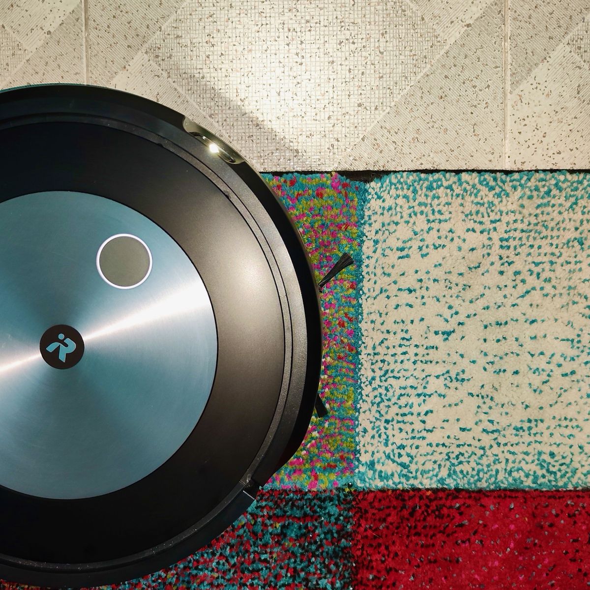 Robot Aspiradora iRobot Roomba j7 con Conexión Wi Fi a precio de socio