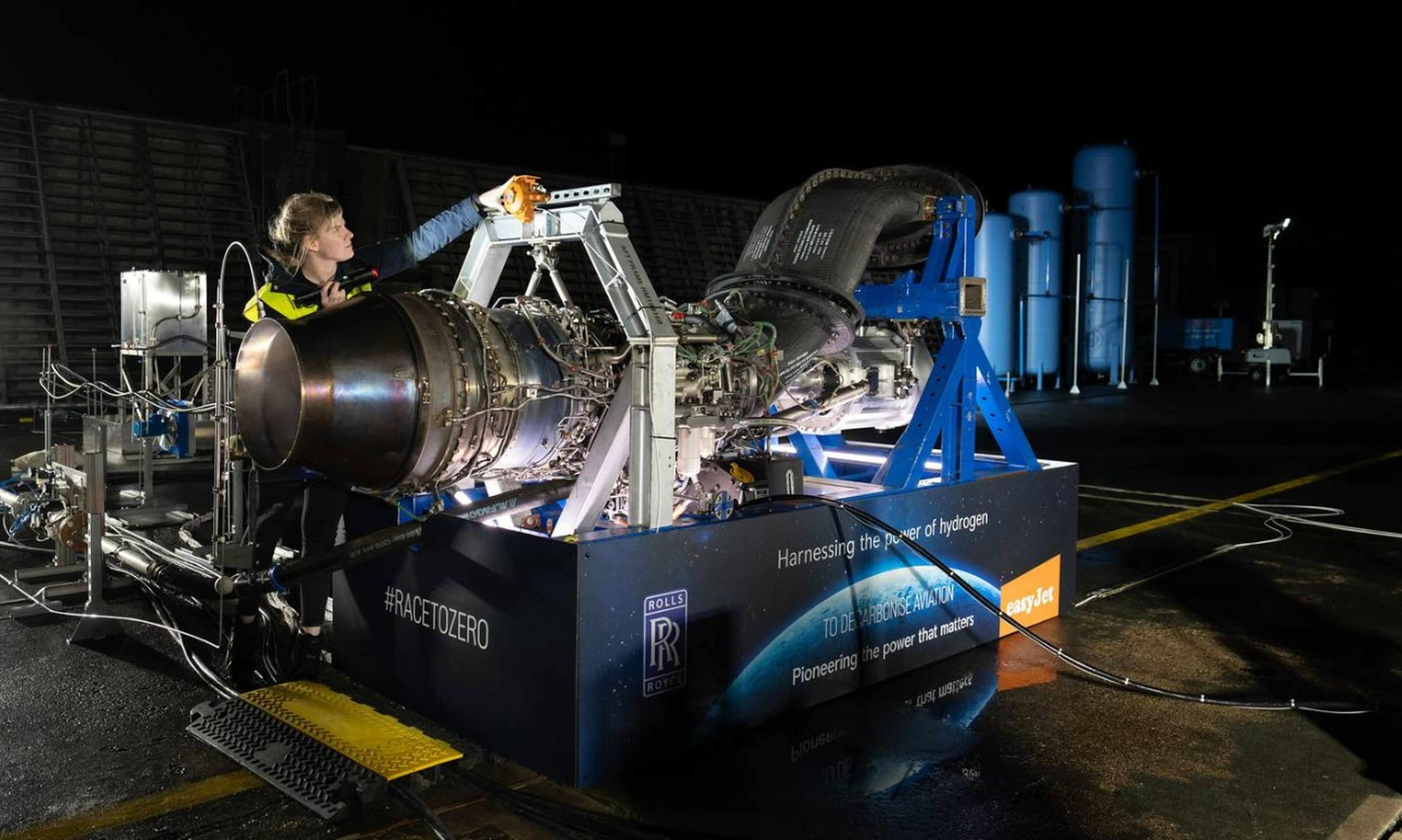El hidrógeno no solo vale para coches también llega a los aviones con el primer motor Rolls-Royce