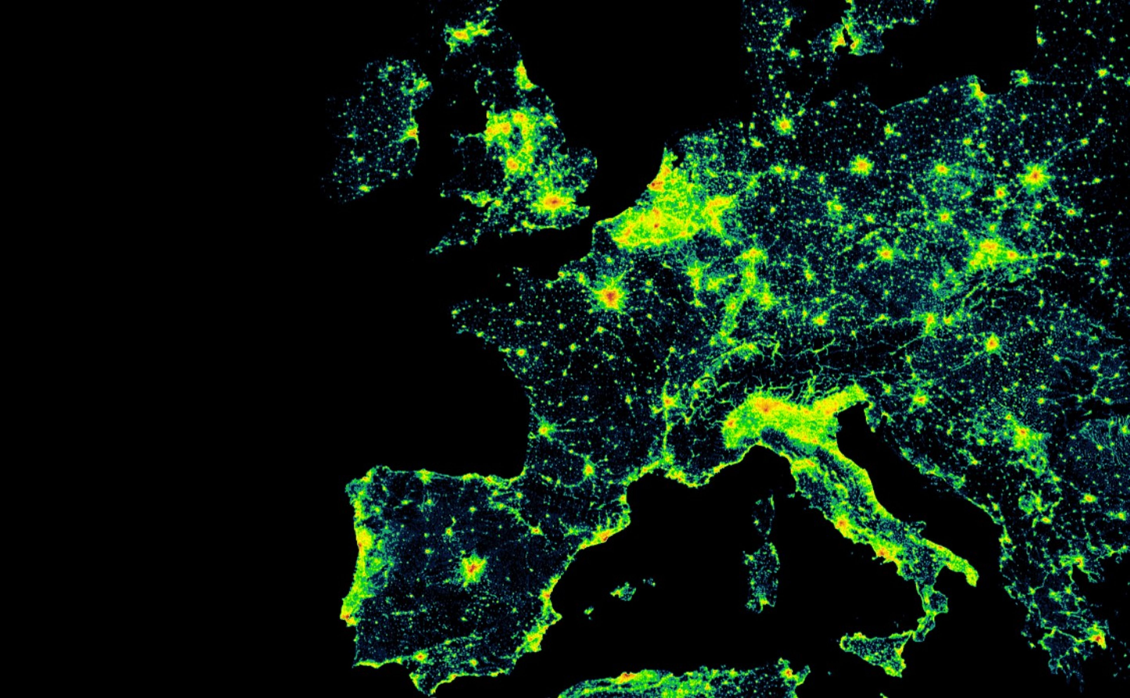 El mapa de la contaminación lumínica en Europa, los peores lugares para ver estrellas